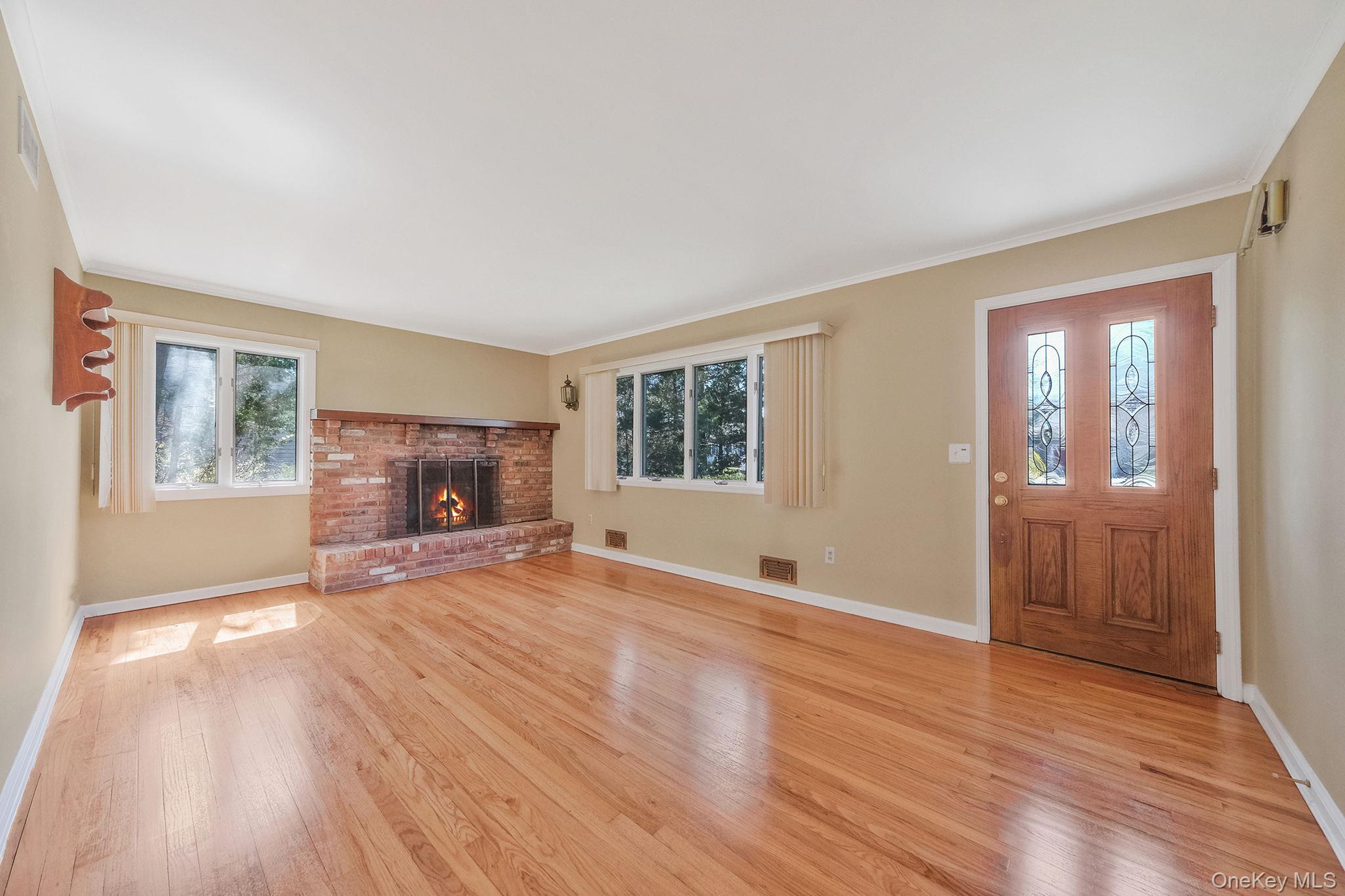 223 Connetquot Road – For Sale photo 19
