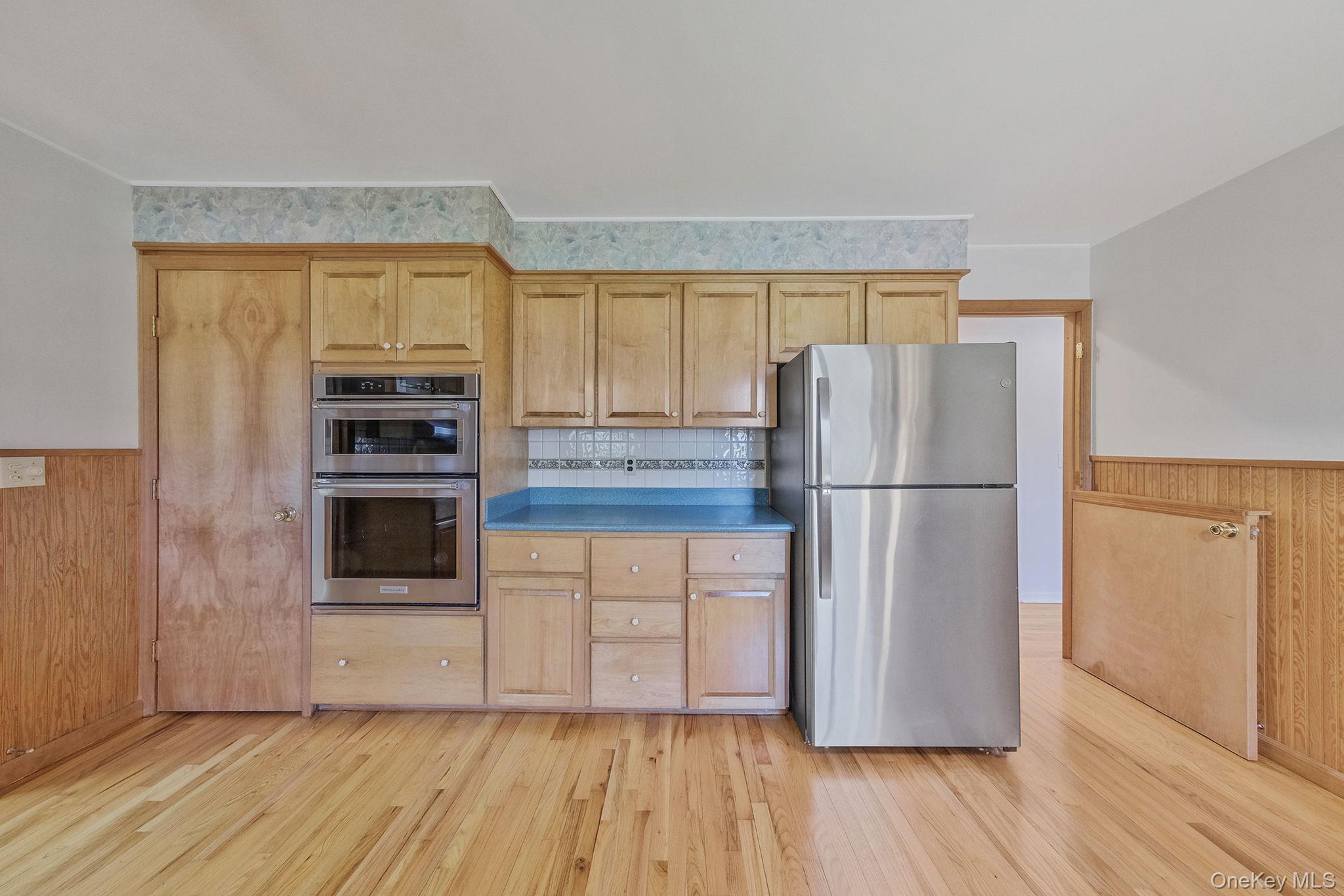 223 Connetquot Road – For Sale photo 17