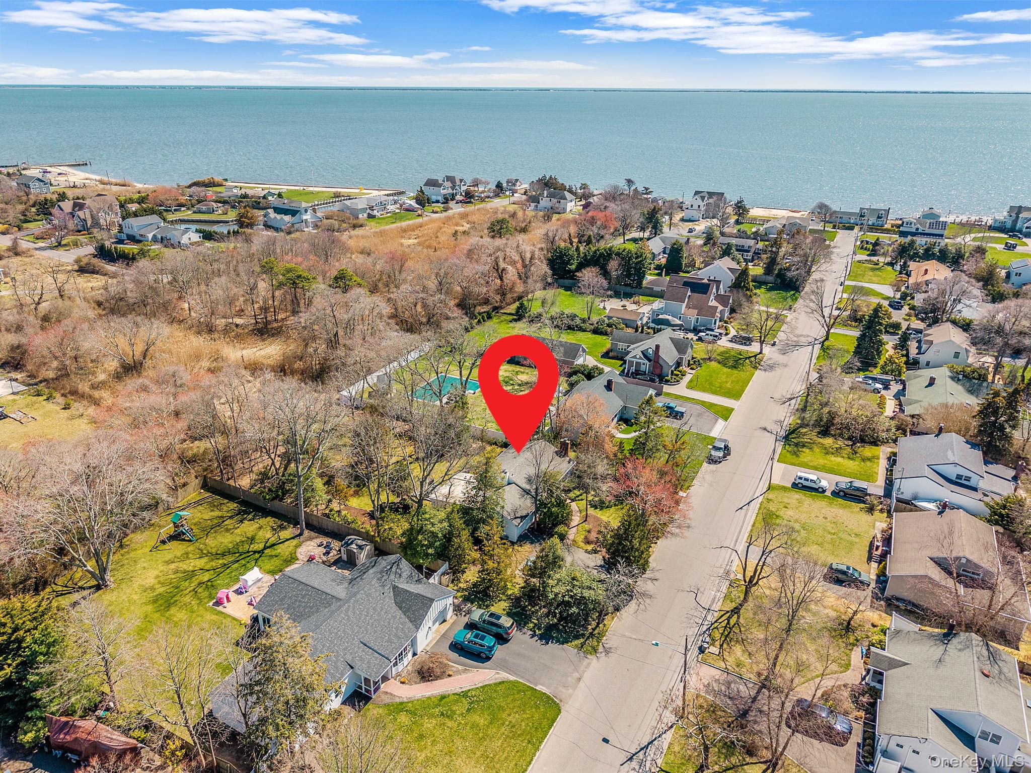 223 Connetquot Road – For Sale