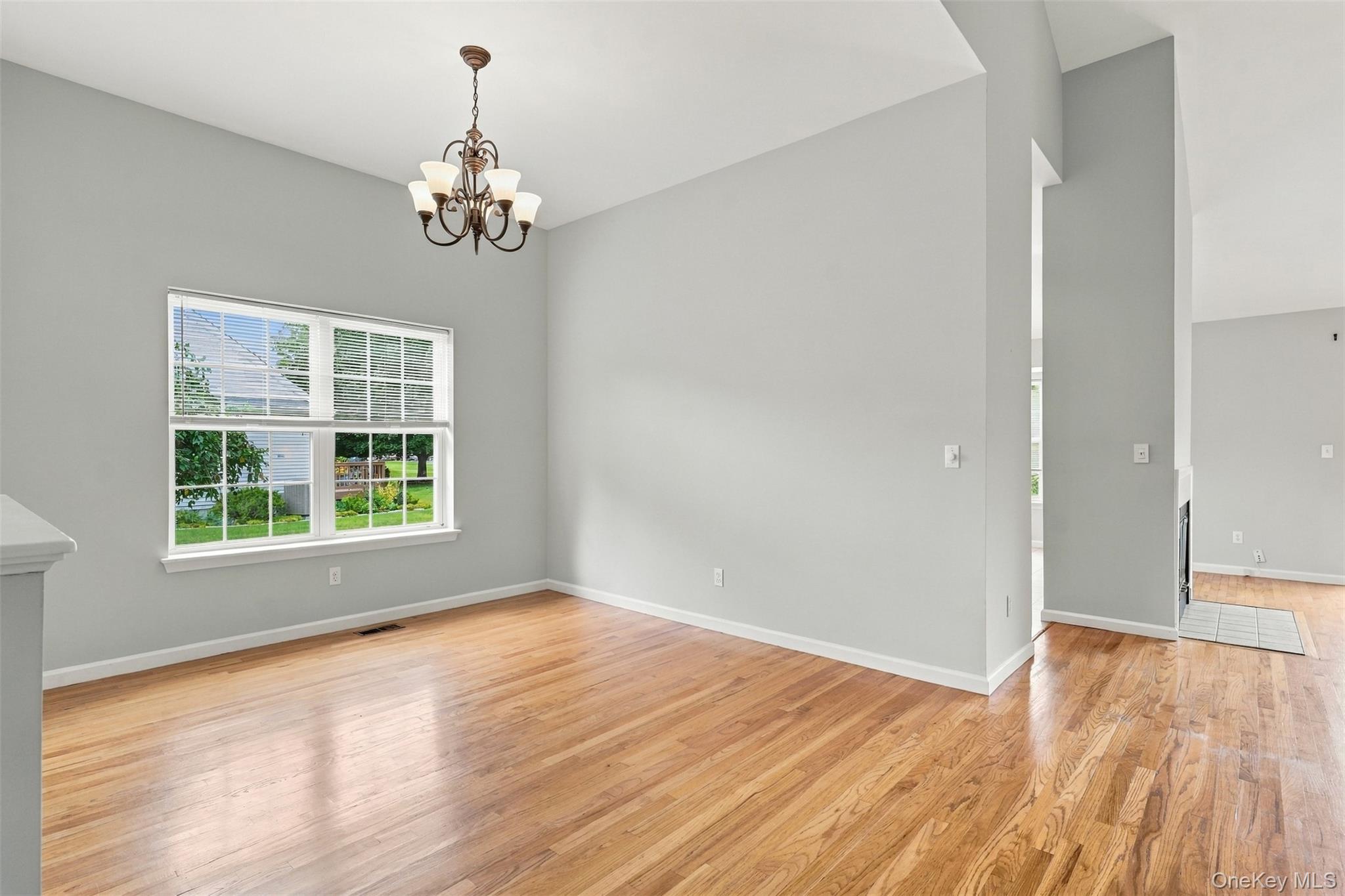 60 Tee Lane – For Sale photo 9