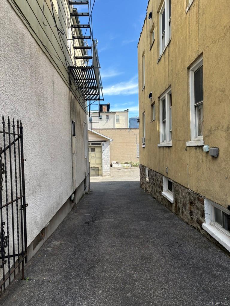 17 3rd Street – For Sale photo 3