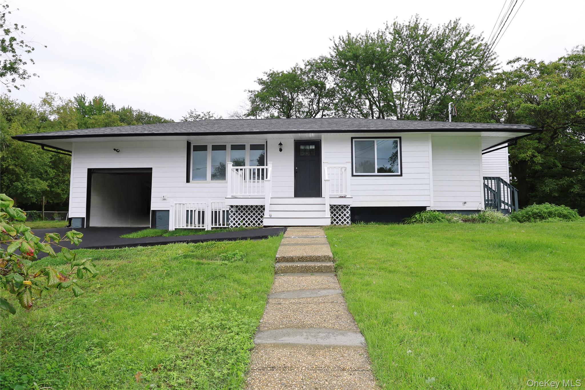 1537 Agate Street – For Sale photo 33