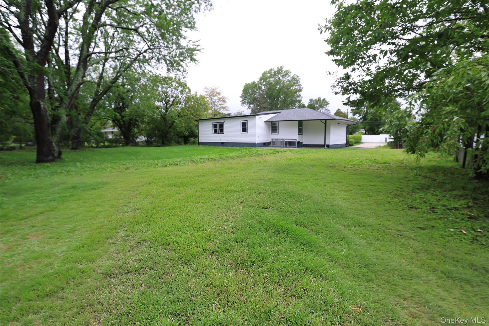 1537 Agate Street – For Sale photo 35