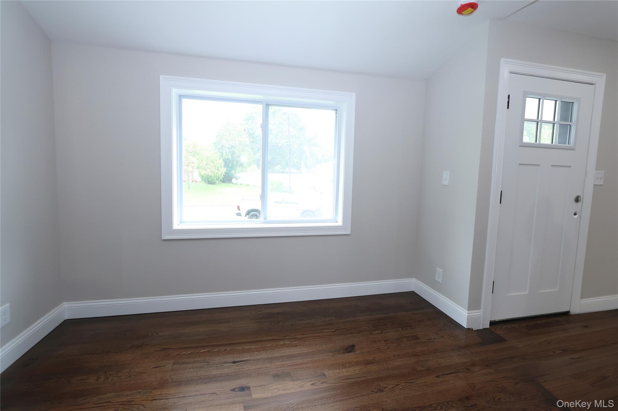 1537 Agate Street – For Sale photo 22