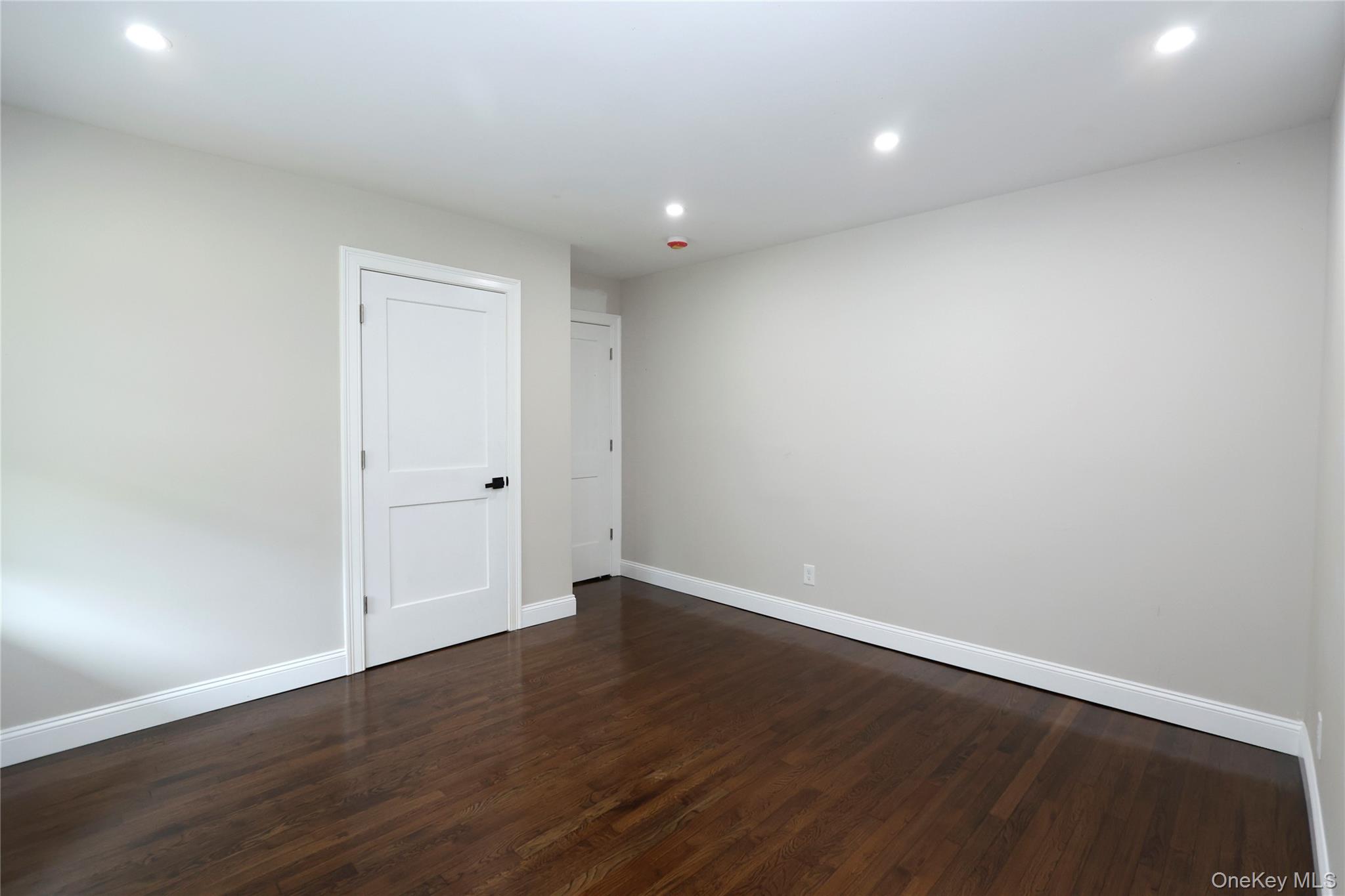 1537 Agate Street – For Sale photo 6