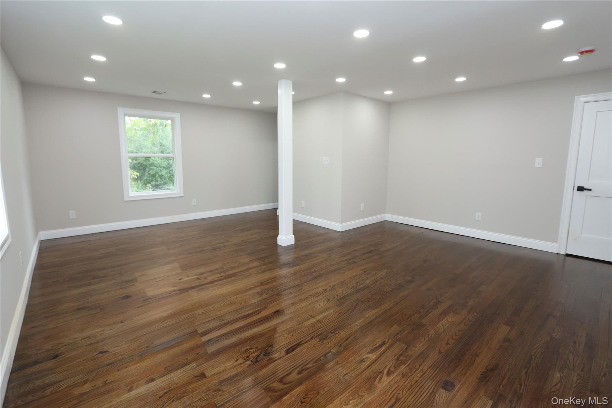 1537 Agate Street – For Sale photo 17