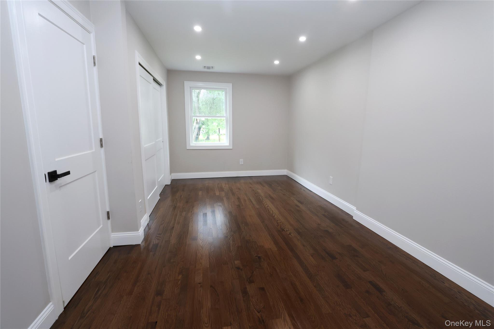 1537 Agate Street – For Sale photo 8