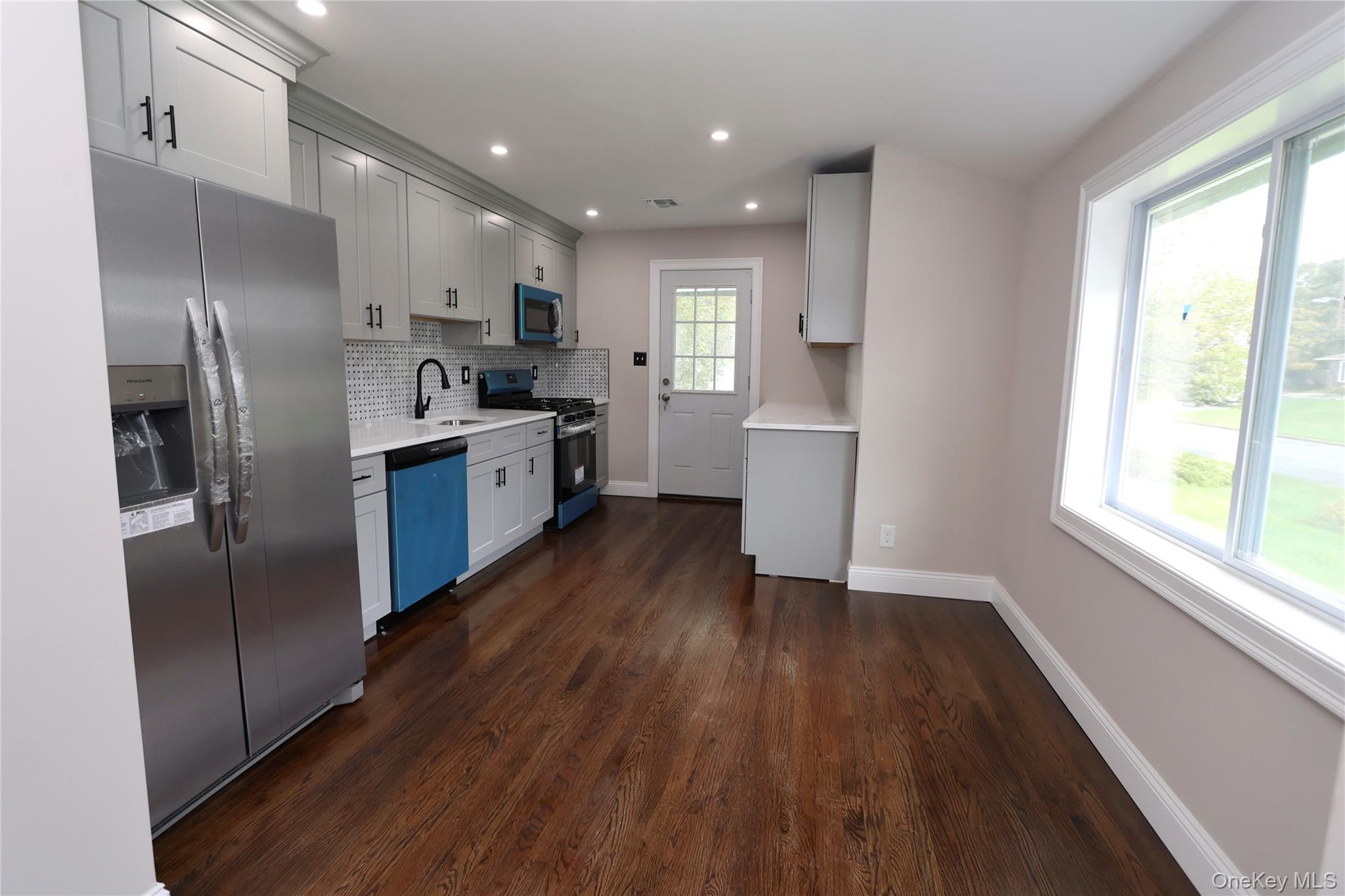 1537 Agate Street – For Sale photo 19