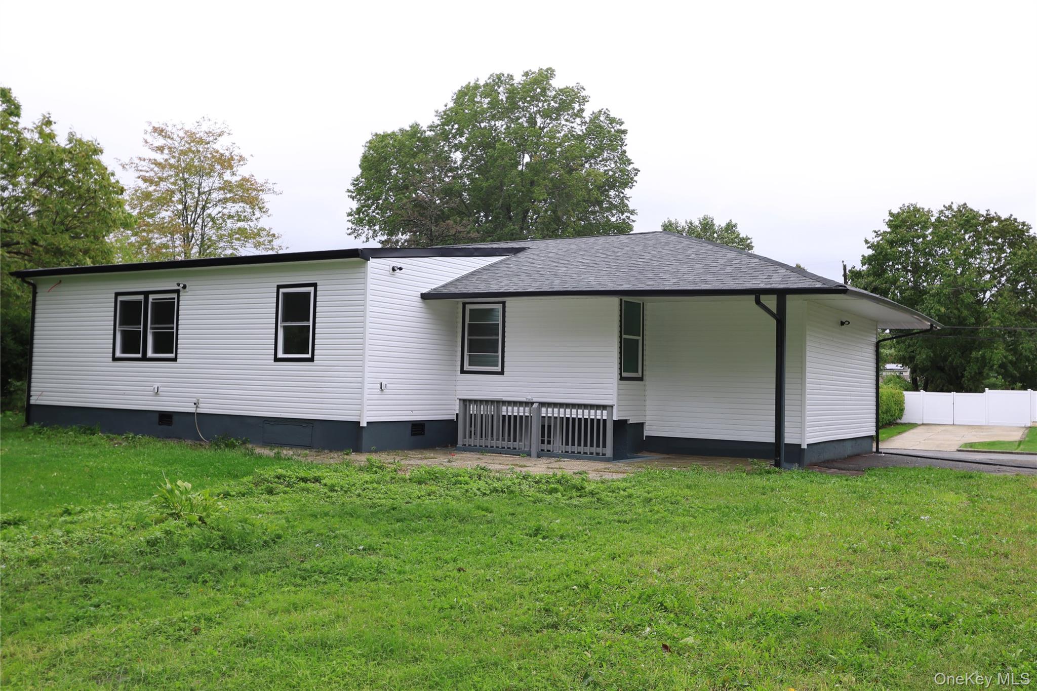 1537 Agate Street – For Sale photo 34