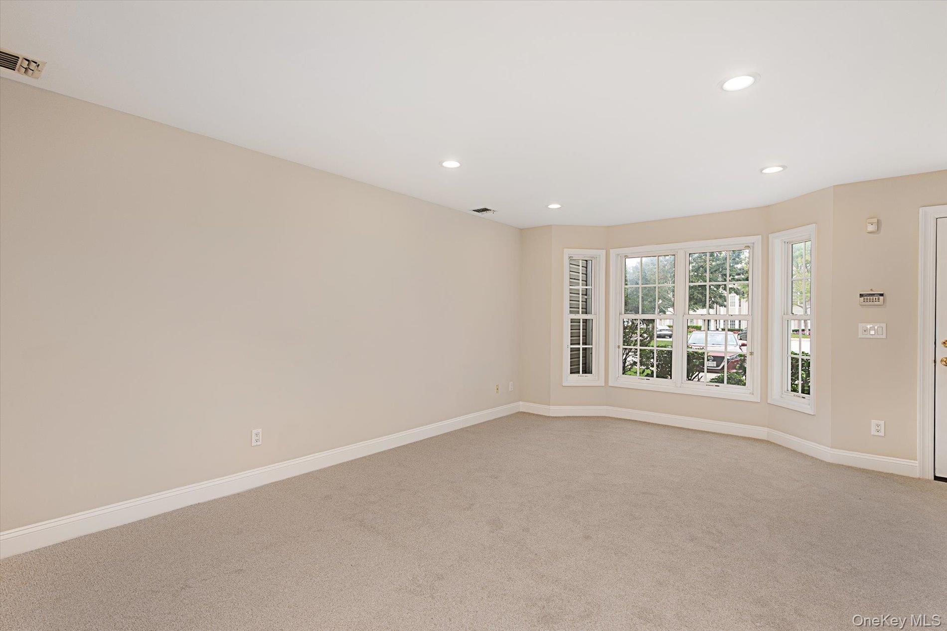 991 Madeira Boulevard – For Sale photo 3
