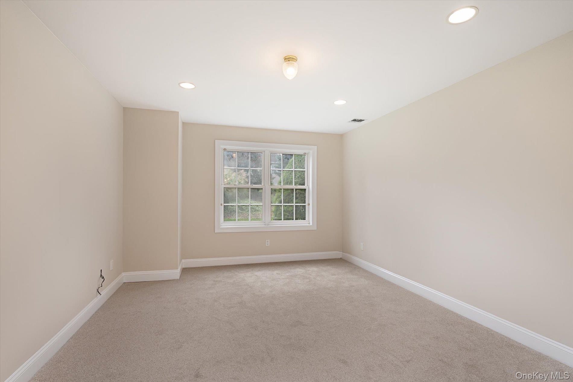 991 Madeira Boulevard – For Sale photo 8