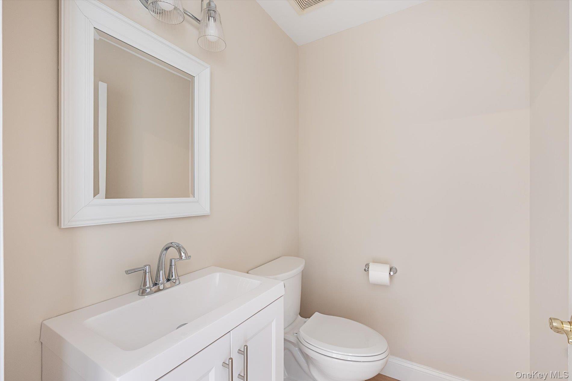 991 Madeira Boulevard – For Sale photo 12
