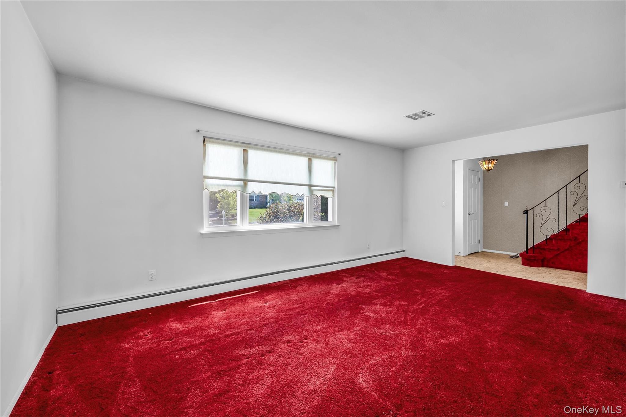 25 Sherry Lane – For Sale photo 9