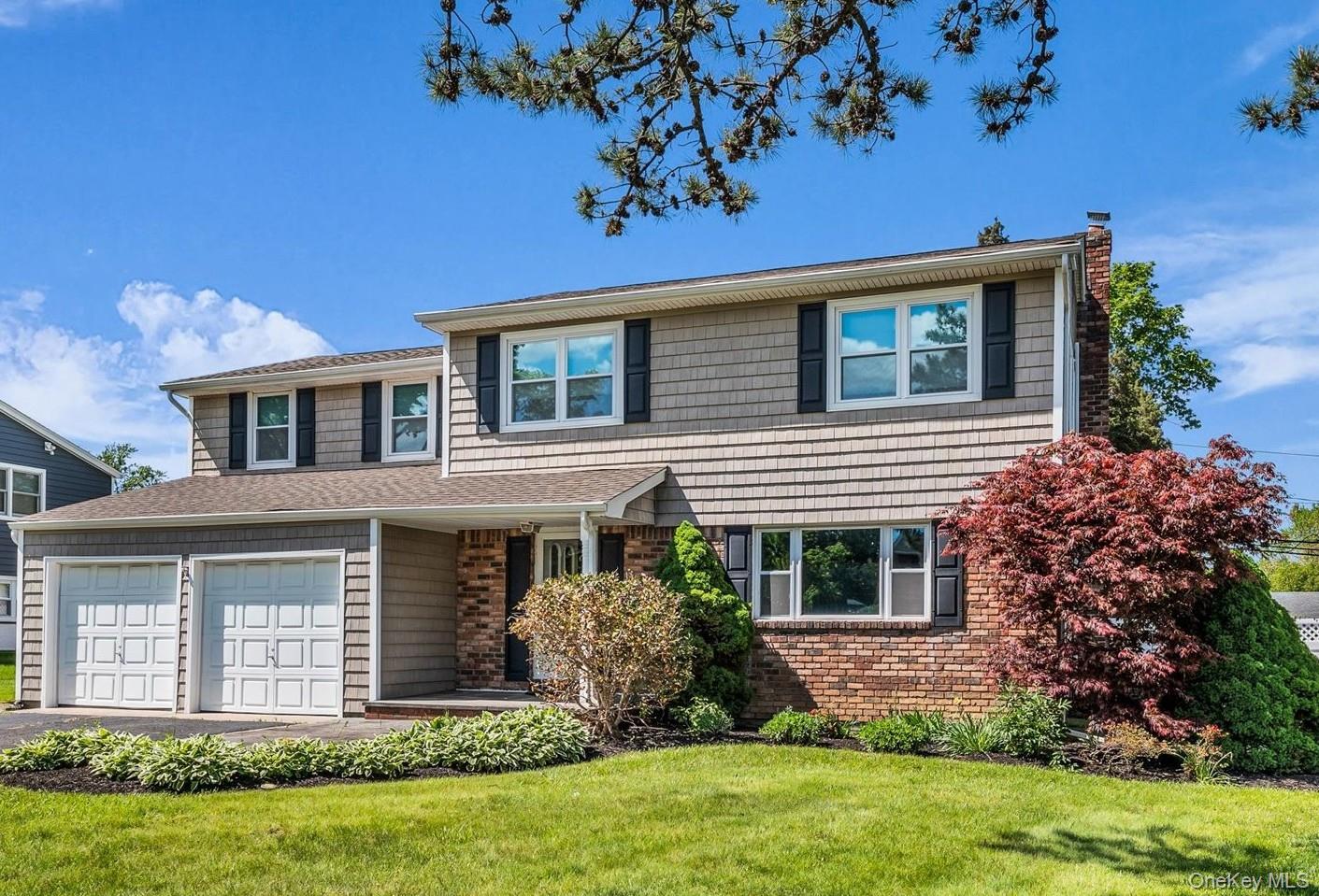 25 Sherry Lane – For Sale