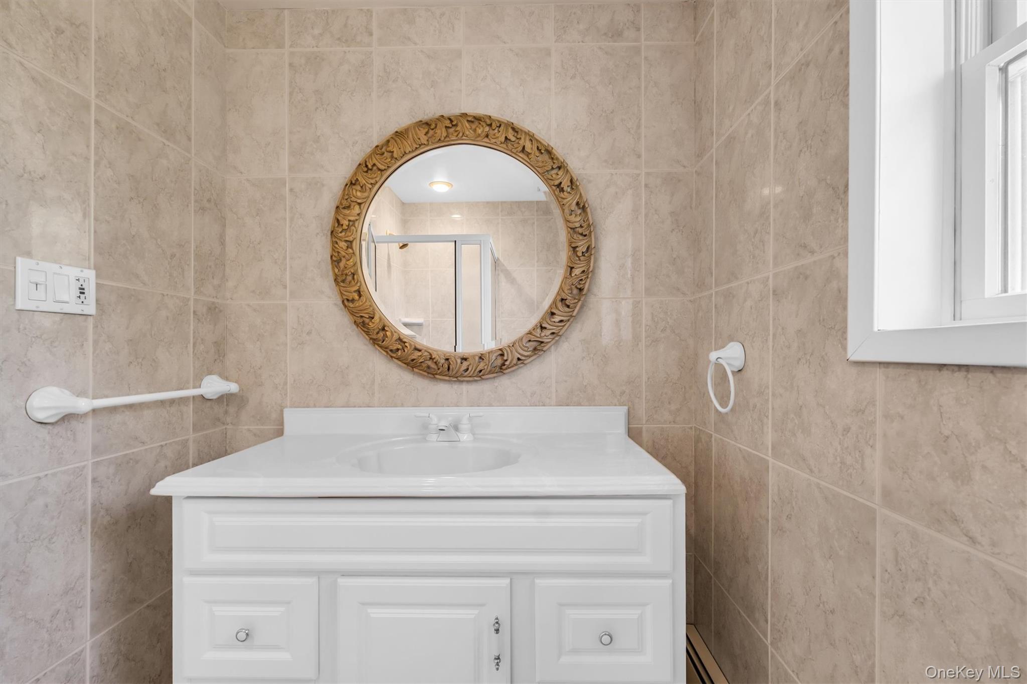 25 Sherry Lane – For Sale photo 15
