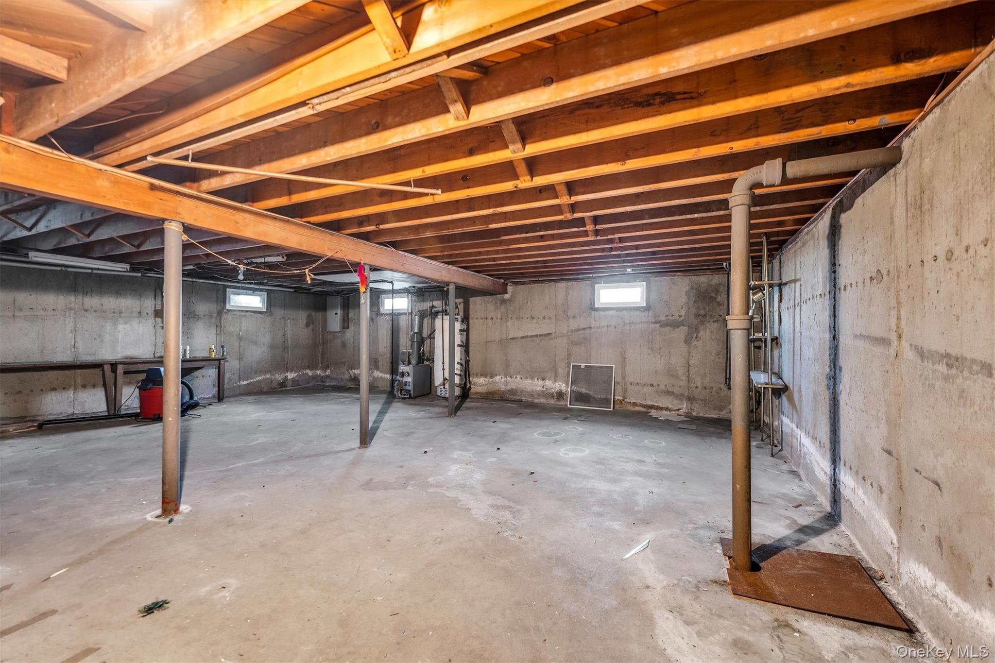 25 Sherry Lane – For Sale photo 23