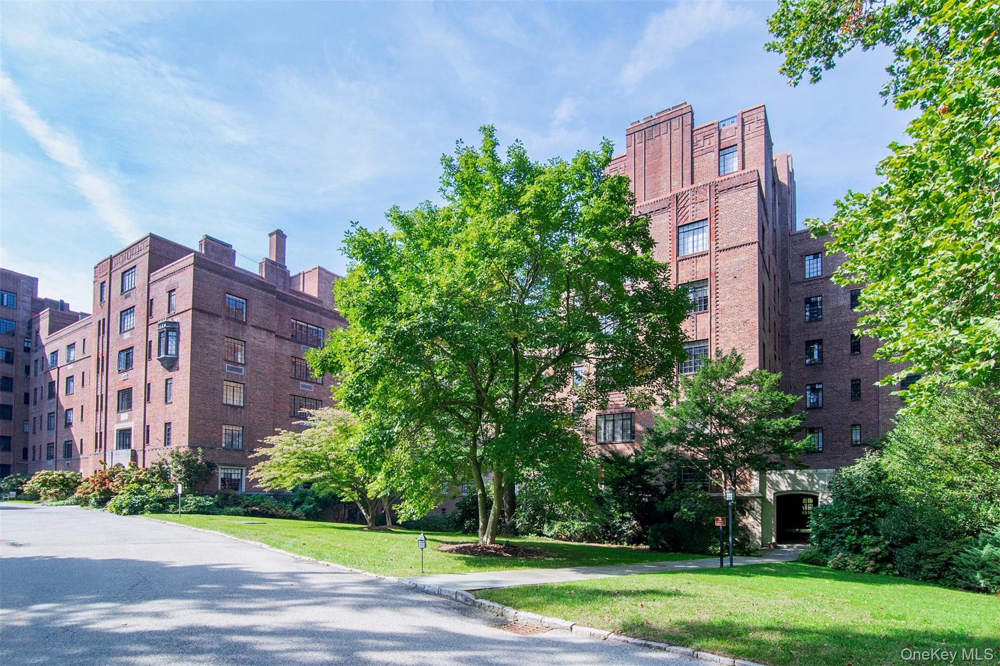 100 Ardsley Avenue West, Unit 2B photo 26