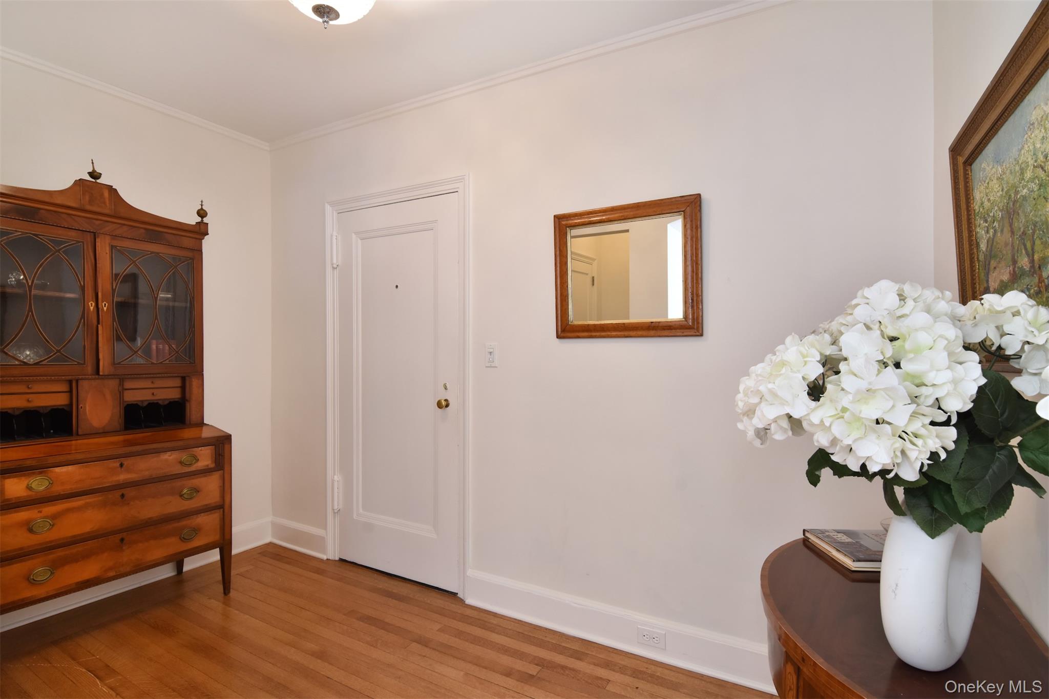 100 Ardsley Avenue West, Unit 2B photo 2