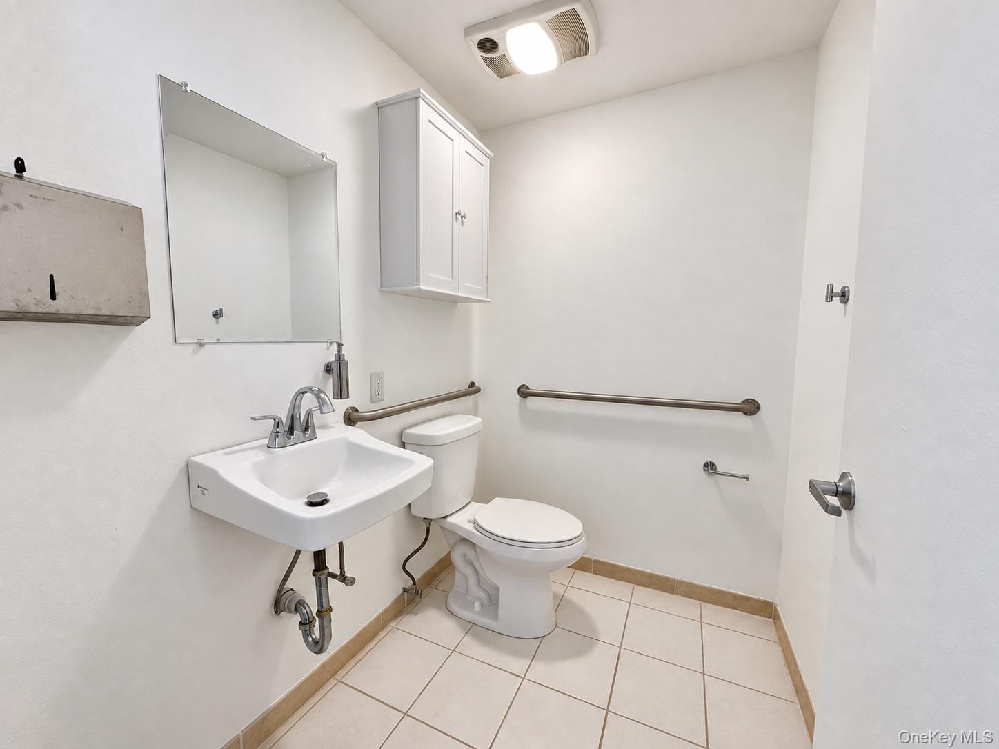 453 Main Street – For Sale photo 11