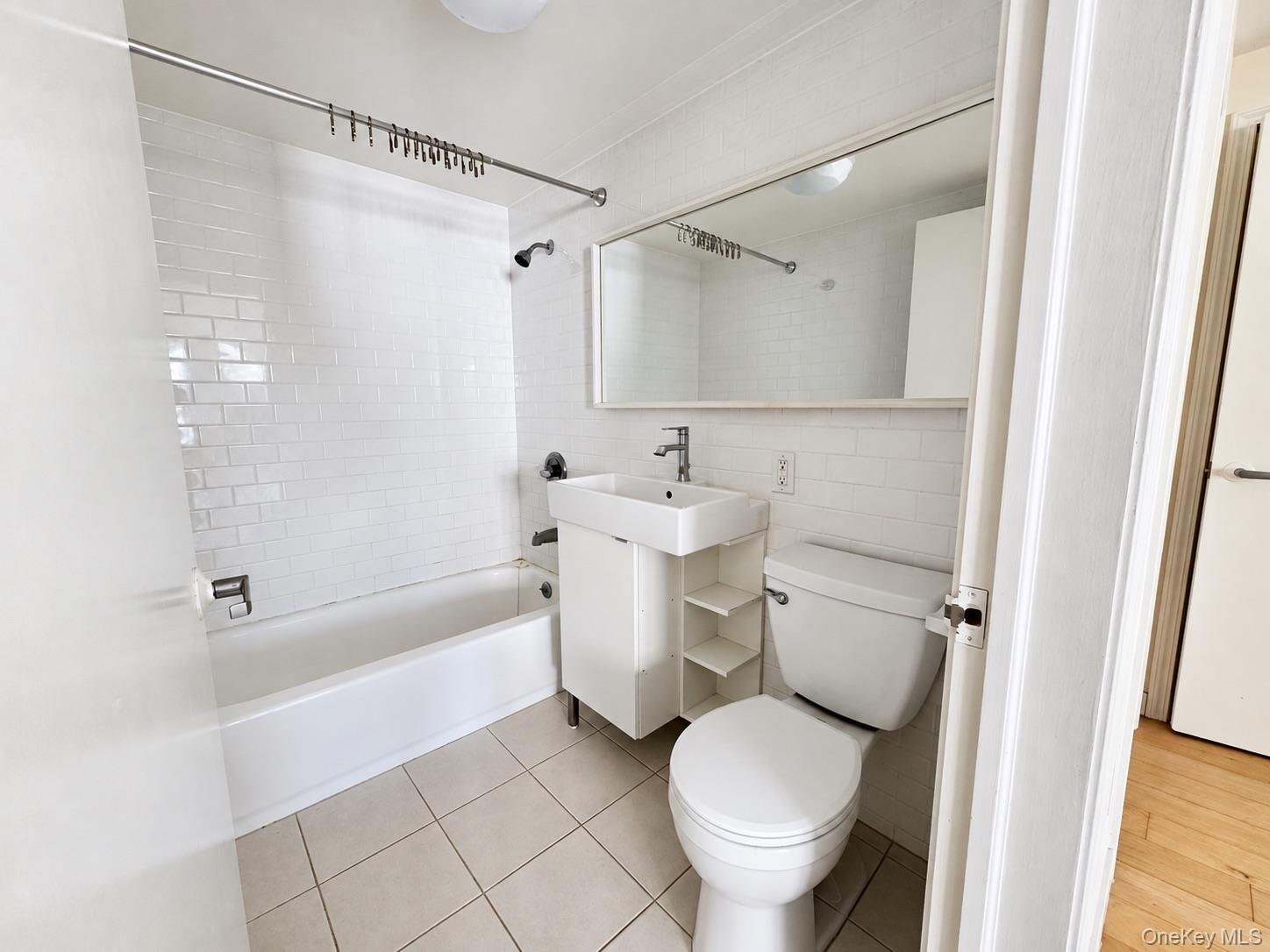 453 Main Street – For Sale photo 34