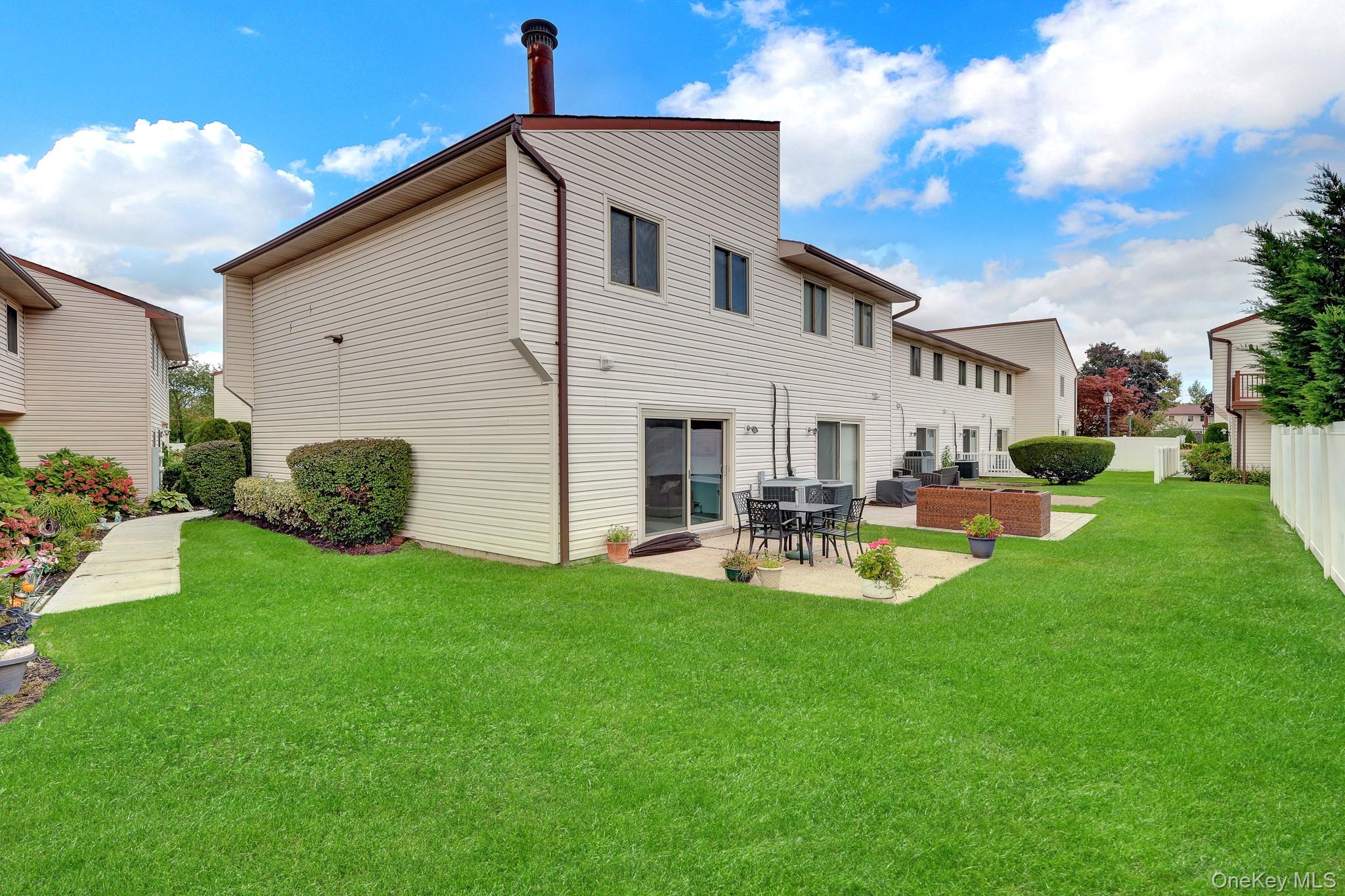 650 Newbridge Road, Unit #53 photo 5