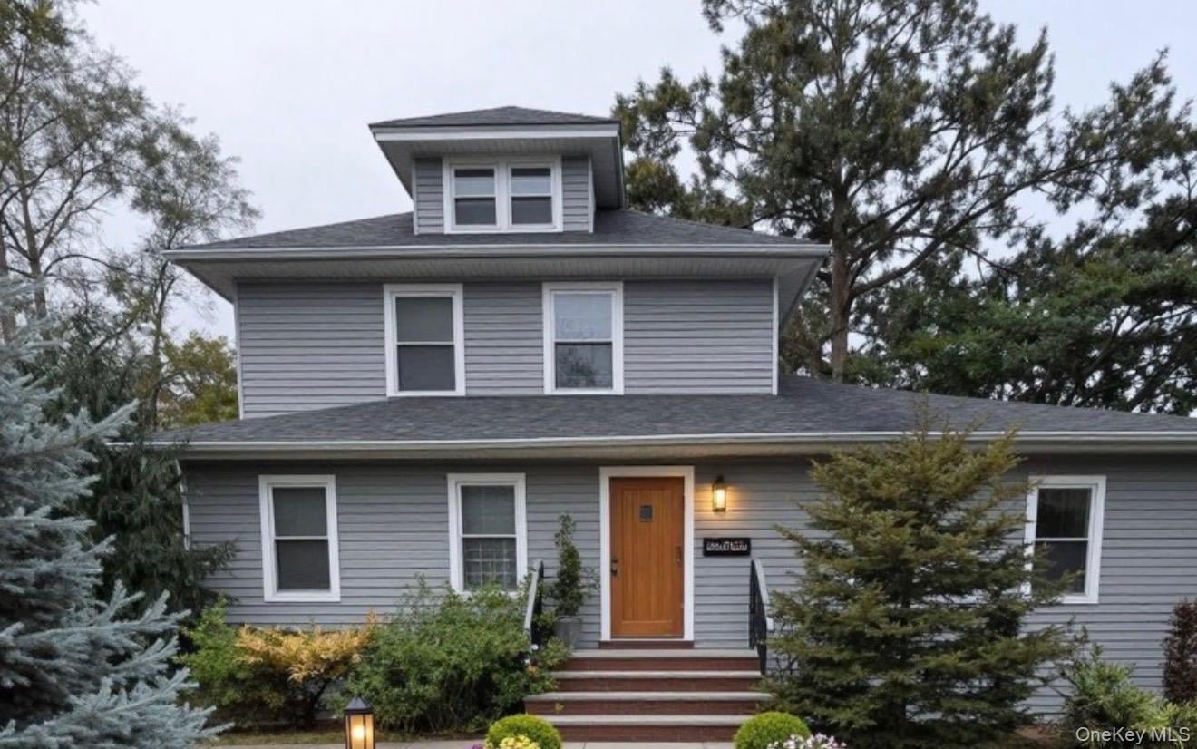 116 Carleton Avenue – For Sale