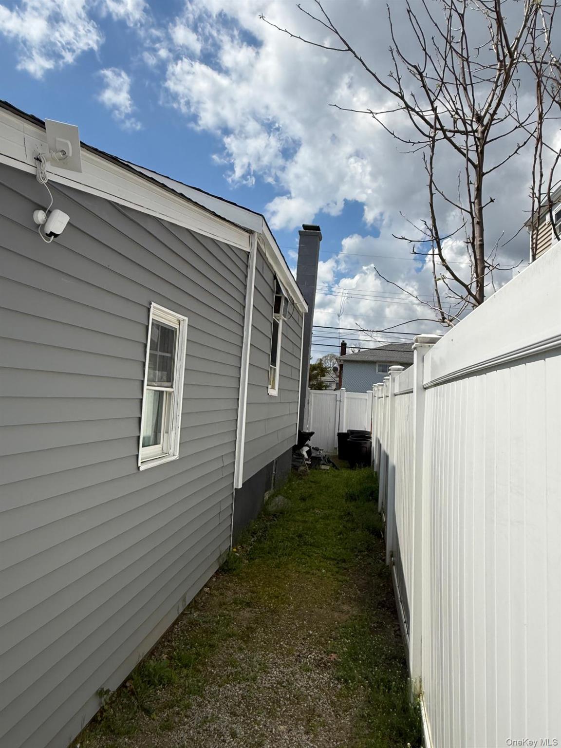 354 Beachview Street – For Sale photo 9
