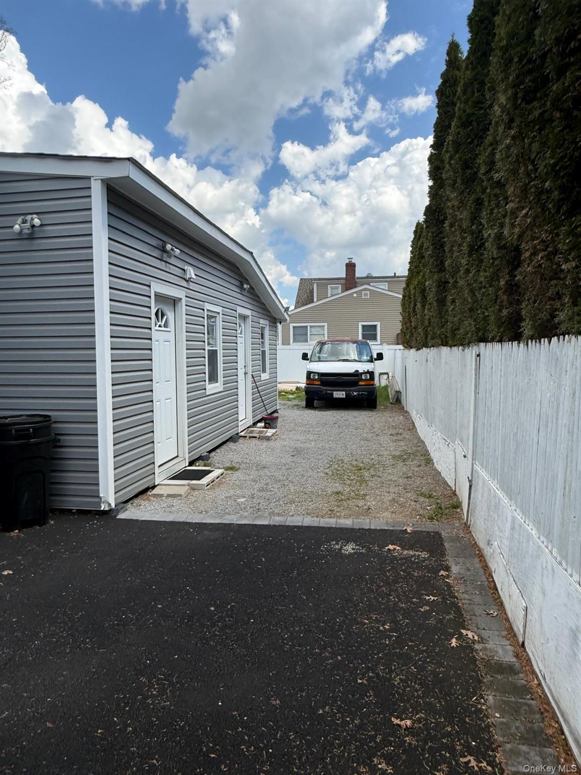 354 Beachview Street – For Sale photo 30