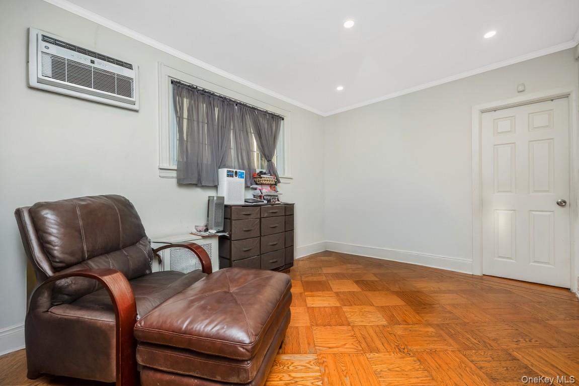 78-22 79th Lane – For Sale photo 4