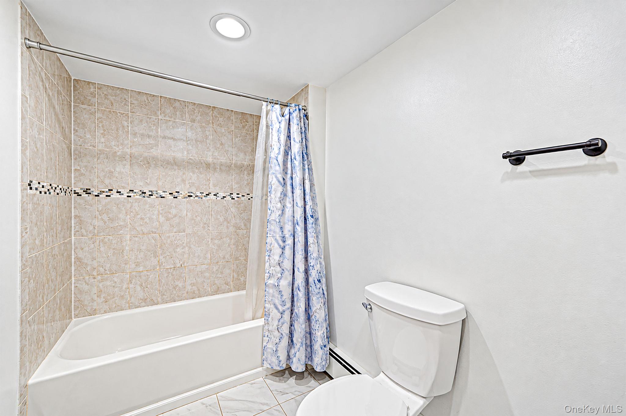 95 W Bartlett Road – For Sale photo 34