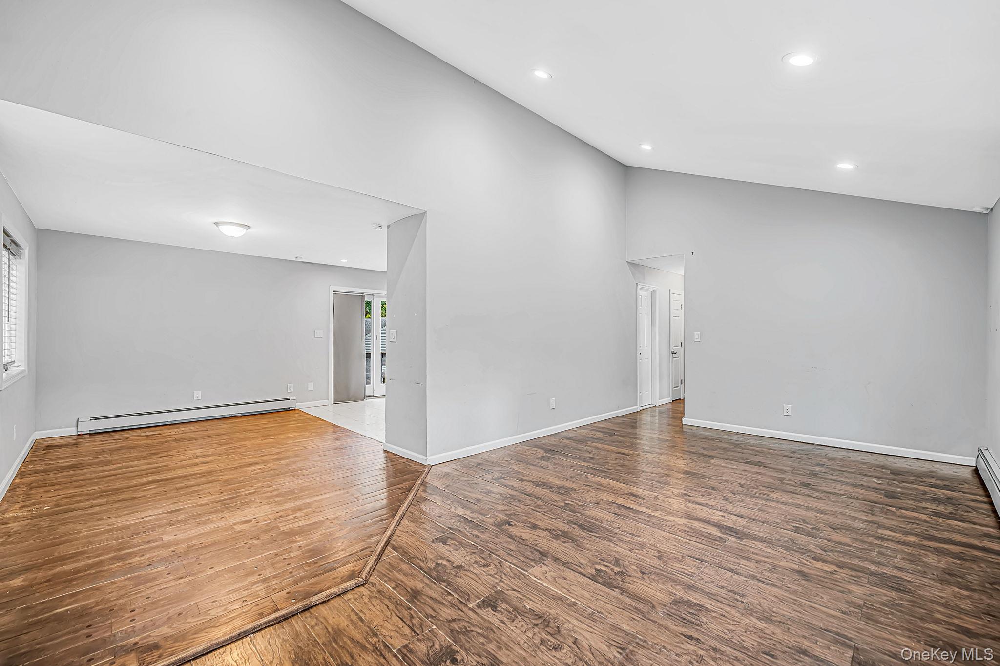 95 W Bartlett Road – For Sale photo 10