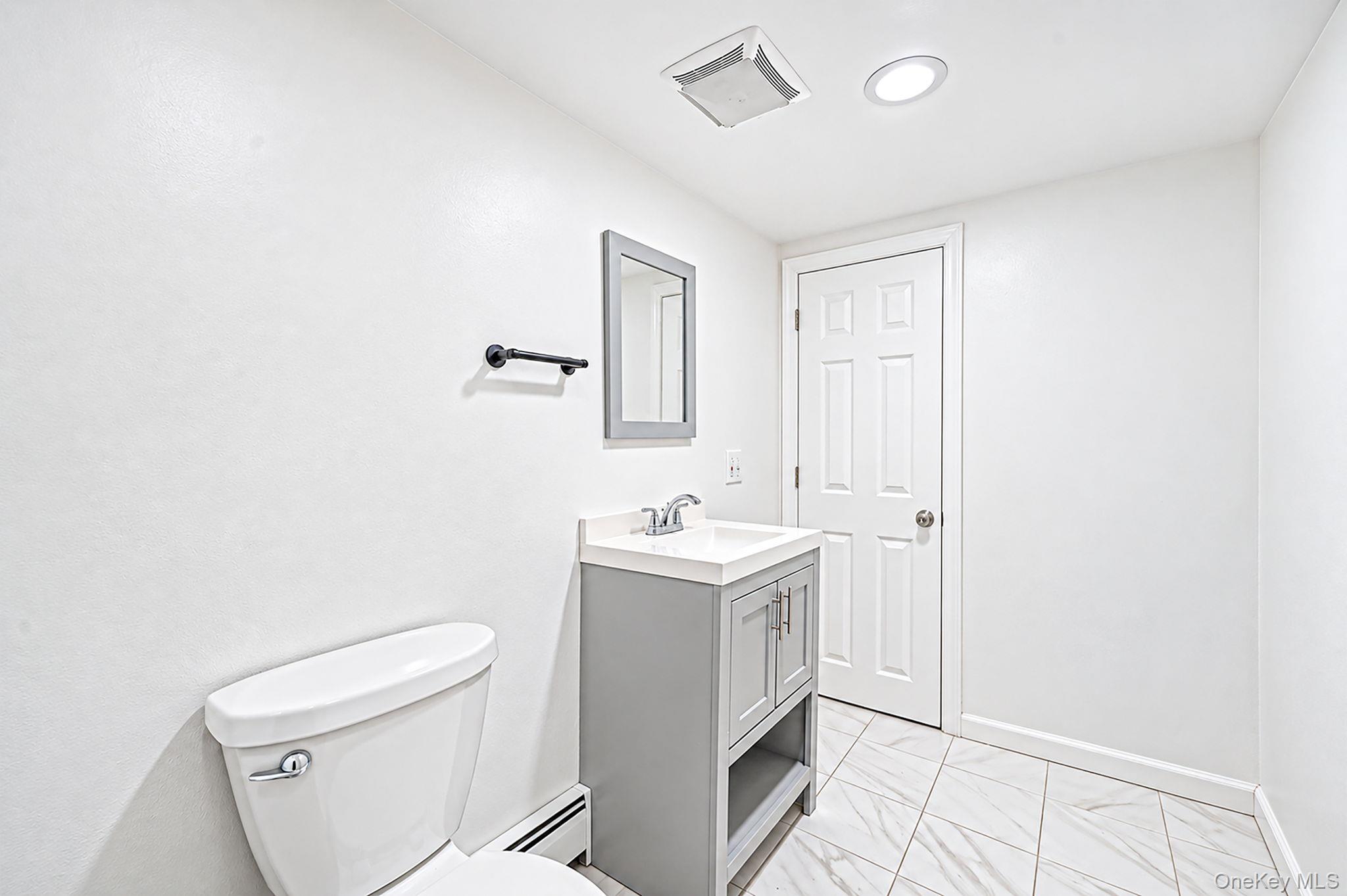 95 W Bartlett Road – For Sale photo 33