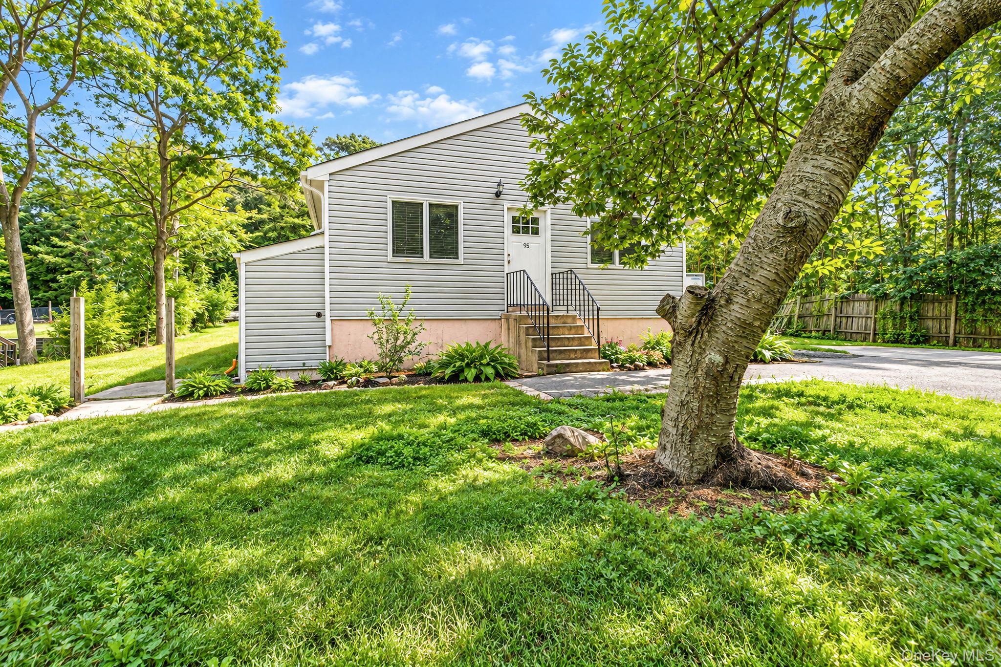95 W Bartlett Road – For Sale photo 31