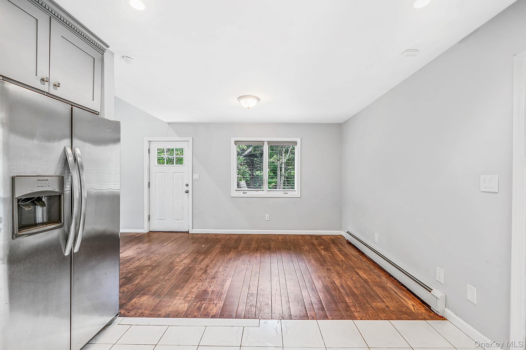 95 W Bartlett Road – For Sale photo 15