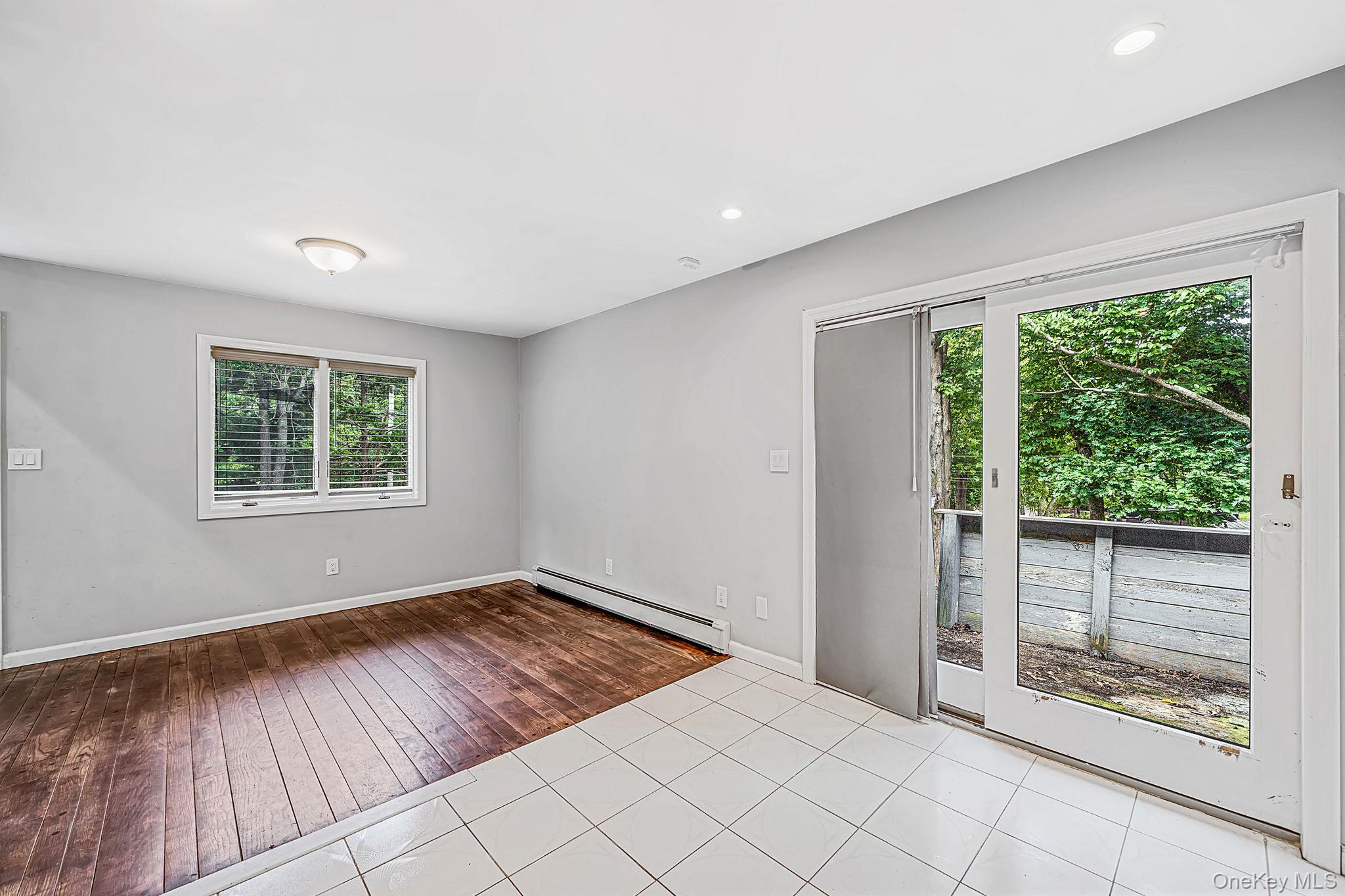 95 W Bartlett Road – For Sale photo 14