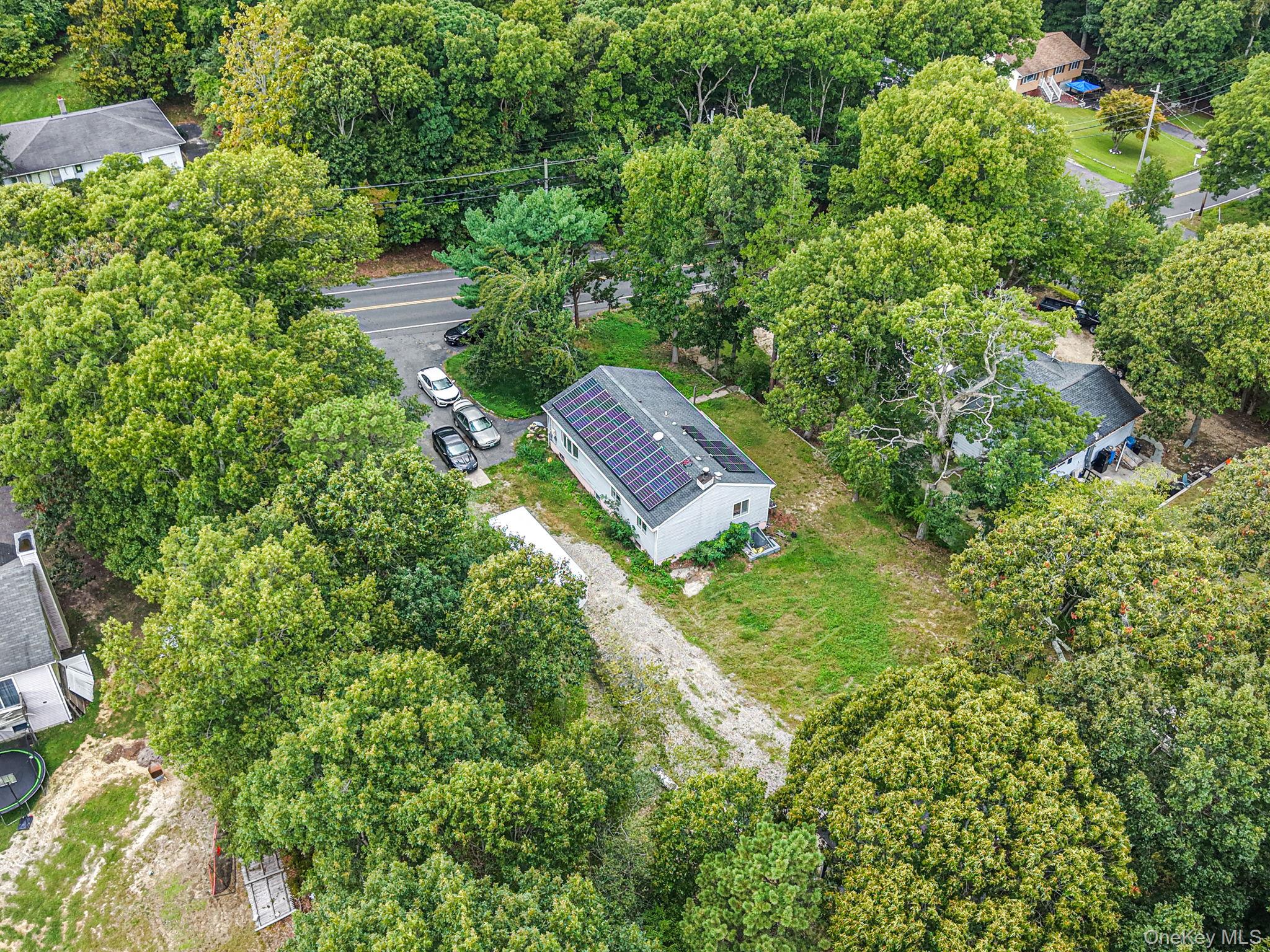 95 W Bartlett Road – For Sale photo 9