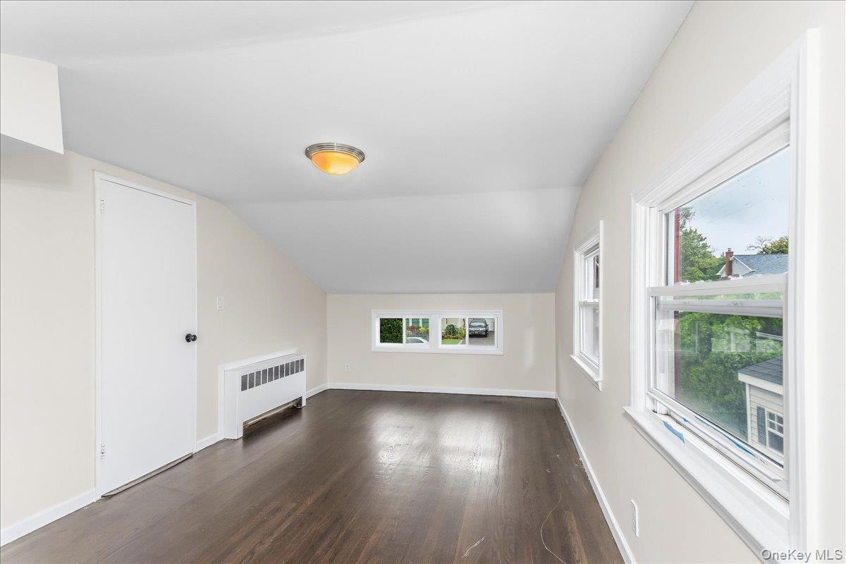 30 Jay Street – For Sale photo 17