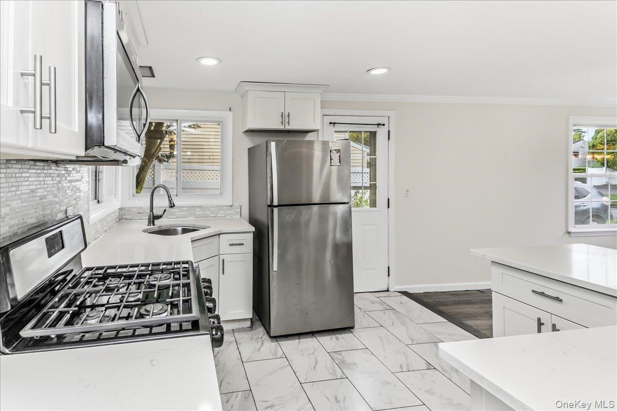 30 Jay Street – For Sale photo 8