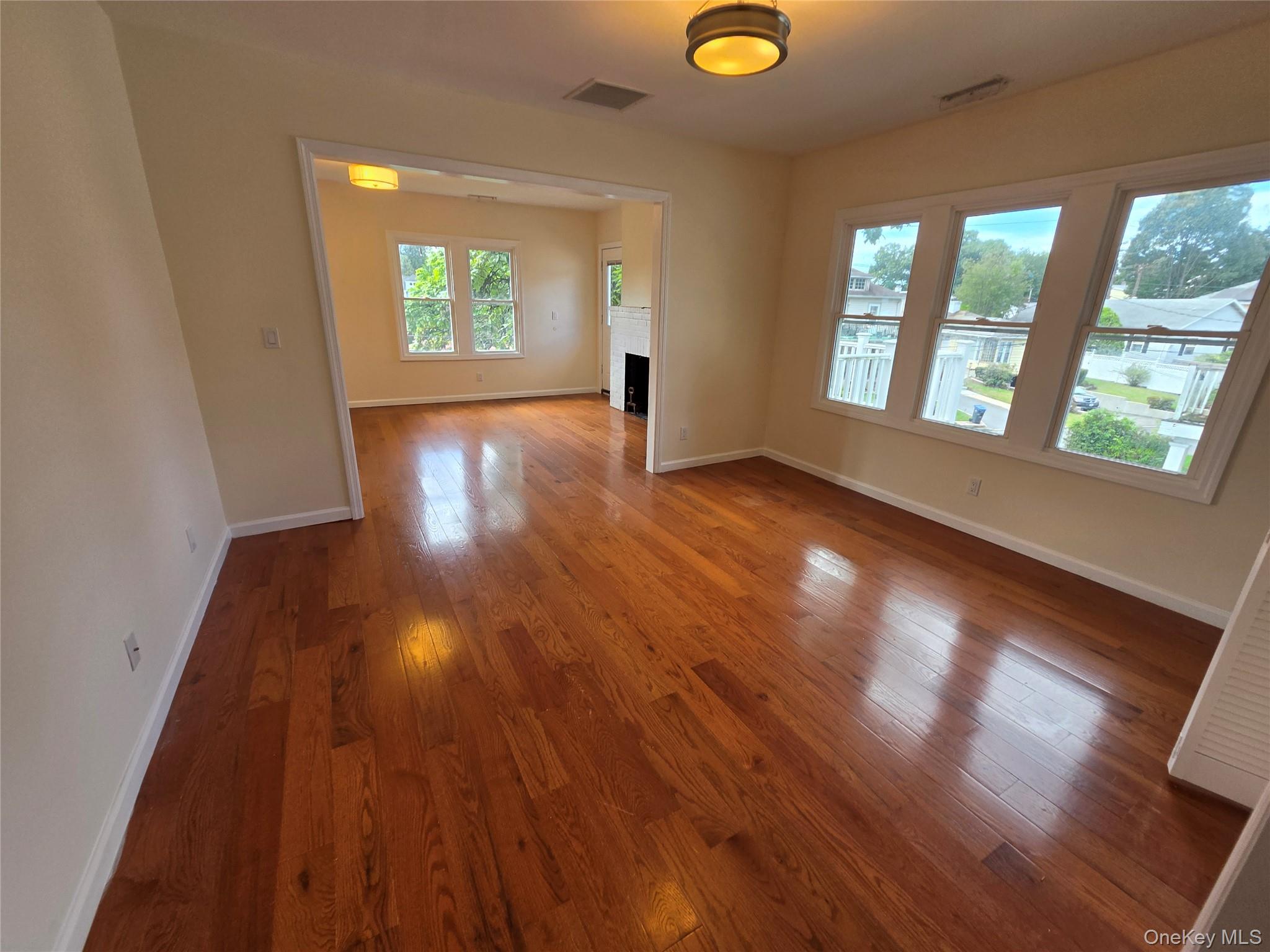 56 Riverdale Avenue, Unit 2 photo 4