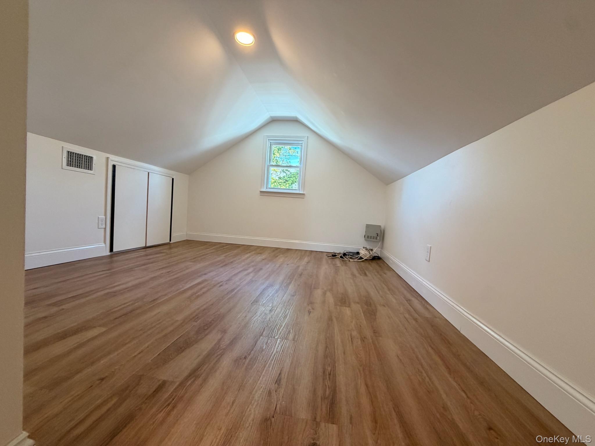 8 Michel Avenue – For Rent photo 41