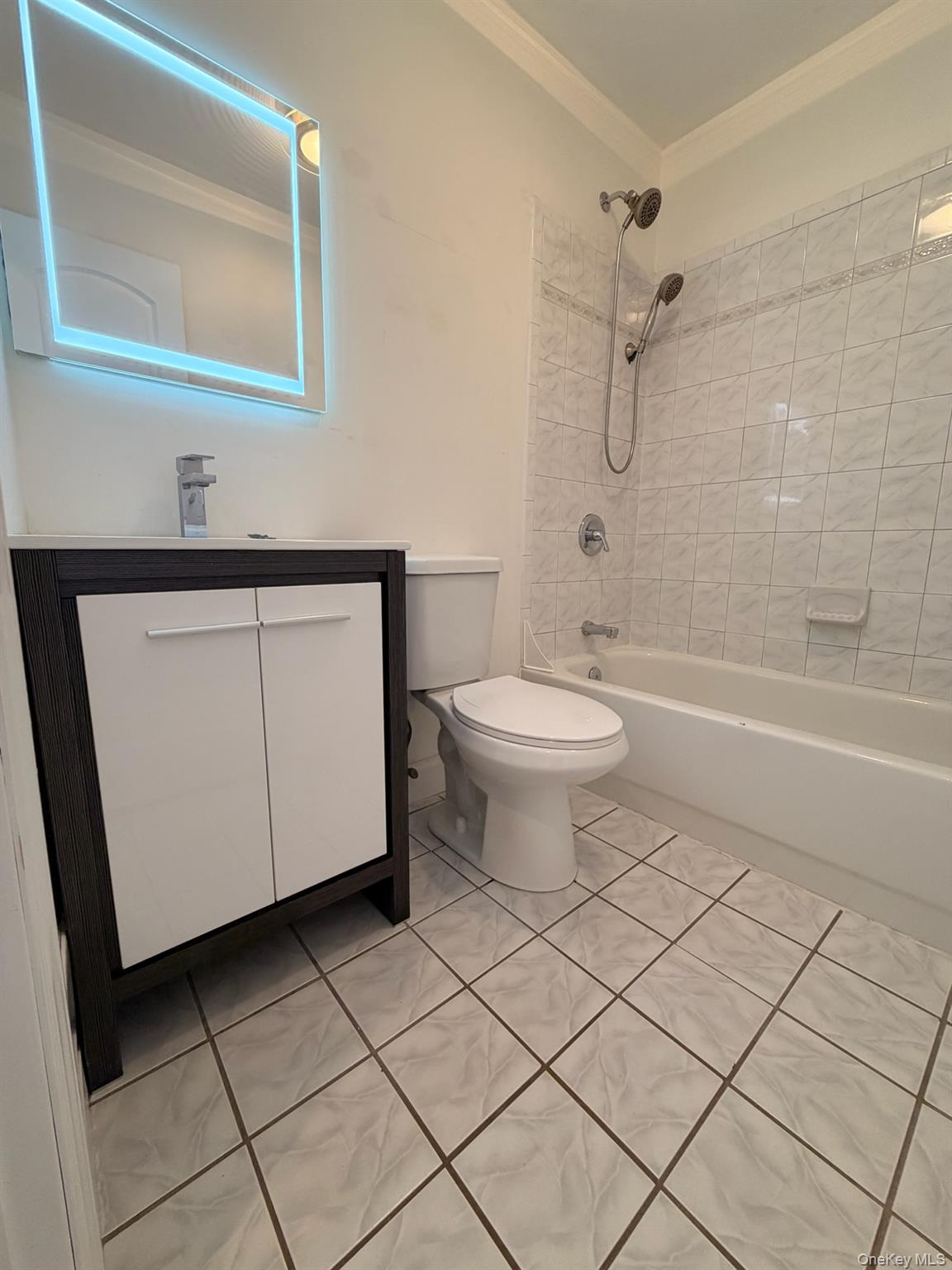 8 Michel Avenue – For Rent photo 4