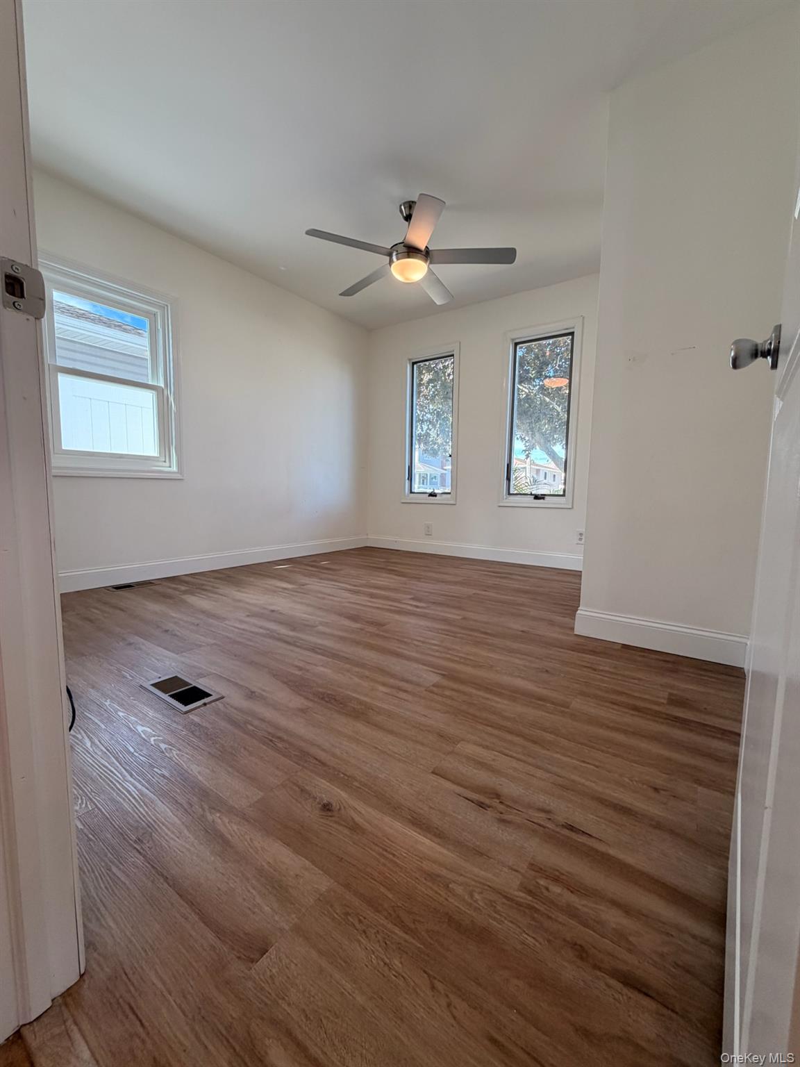 8 Michel Avenue – For Rent photo 13