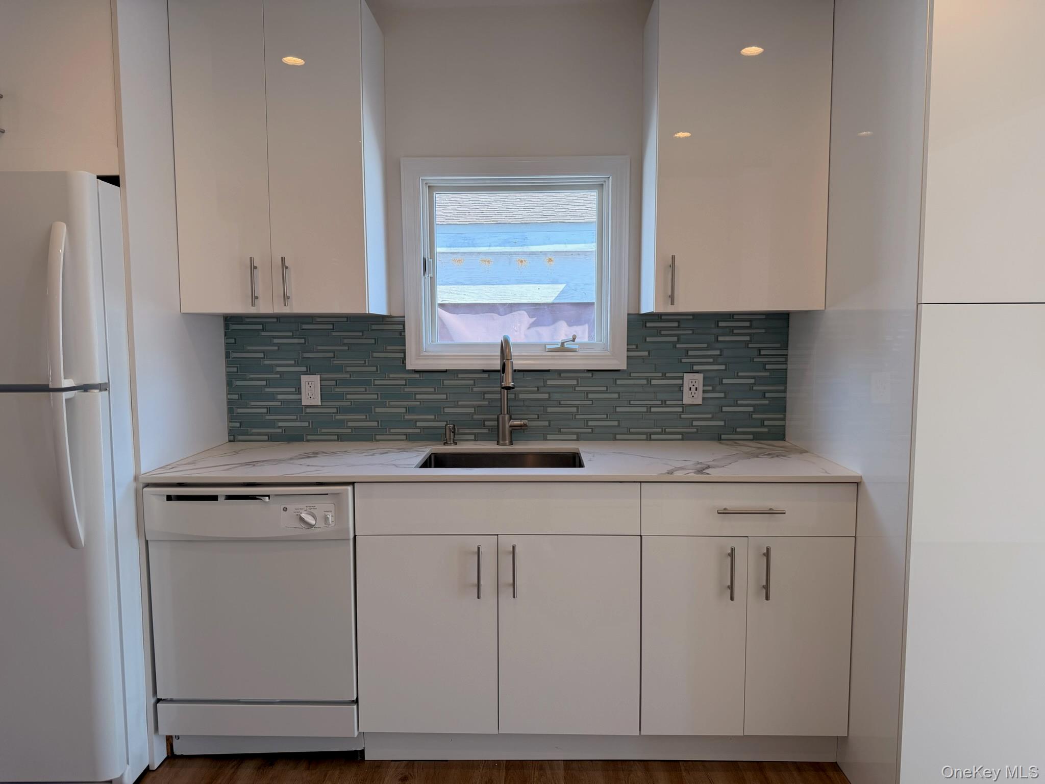 8 Michel Avenue – For Rent photo 27