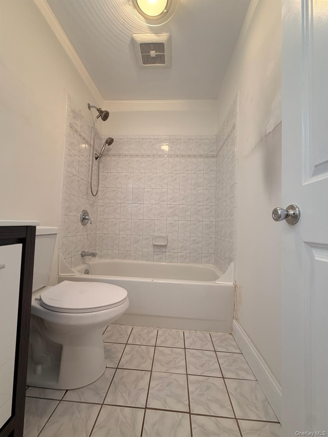 8 Michel Avenue – For Rent photo 9