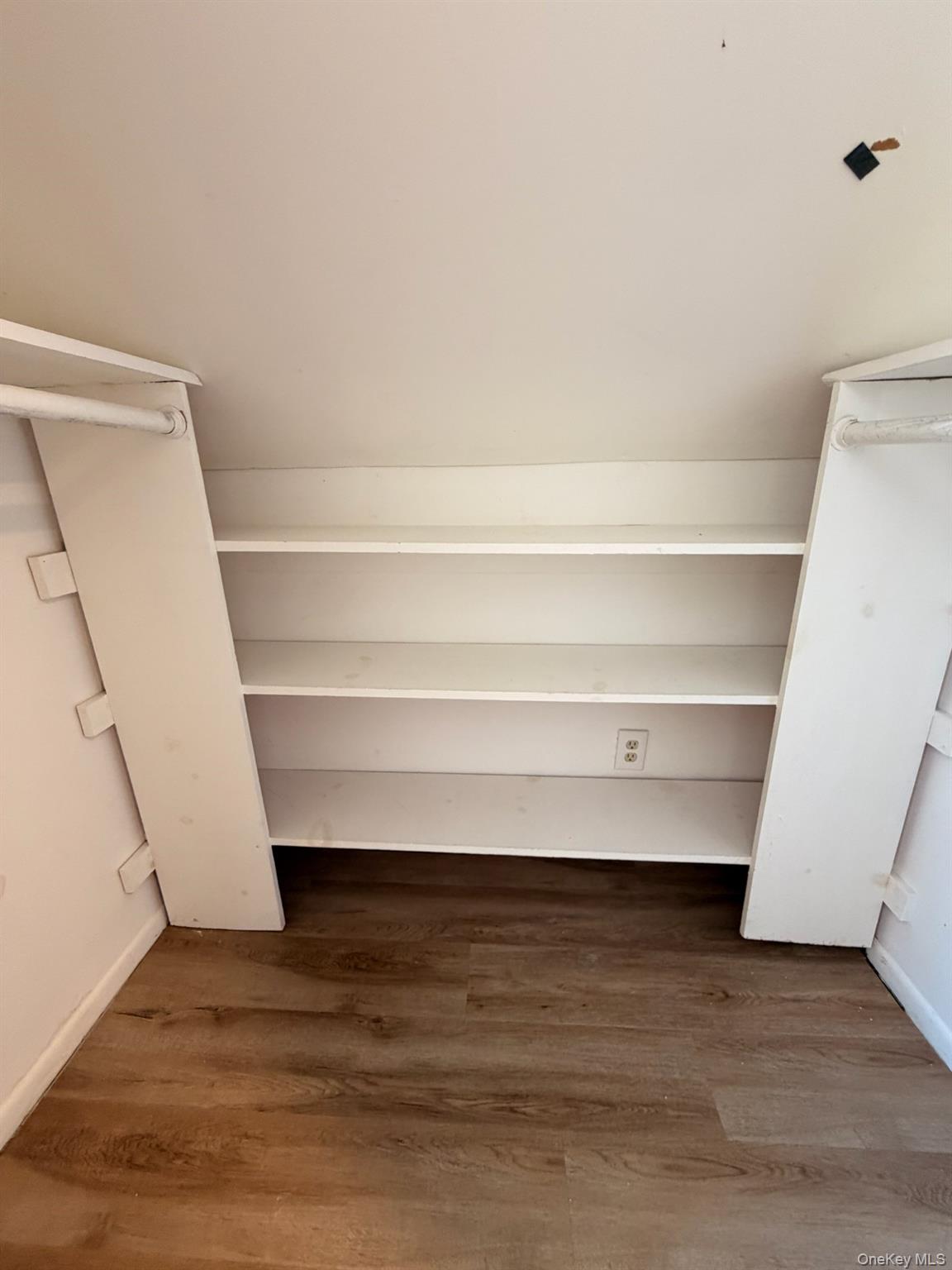 8 Michel Avenue – For Rent photo 37