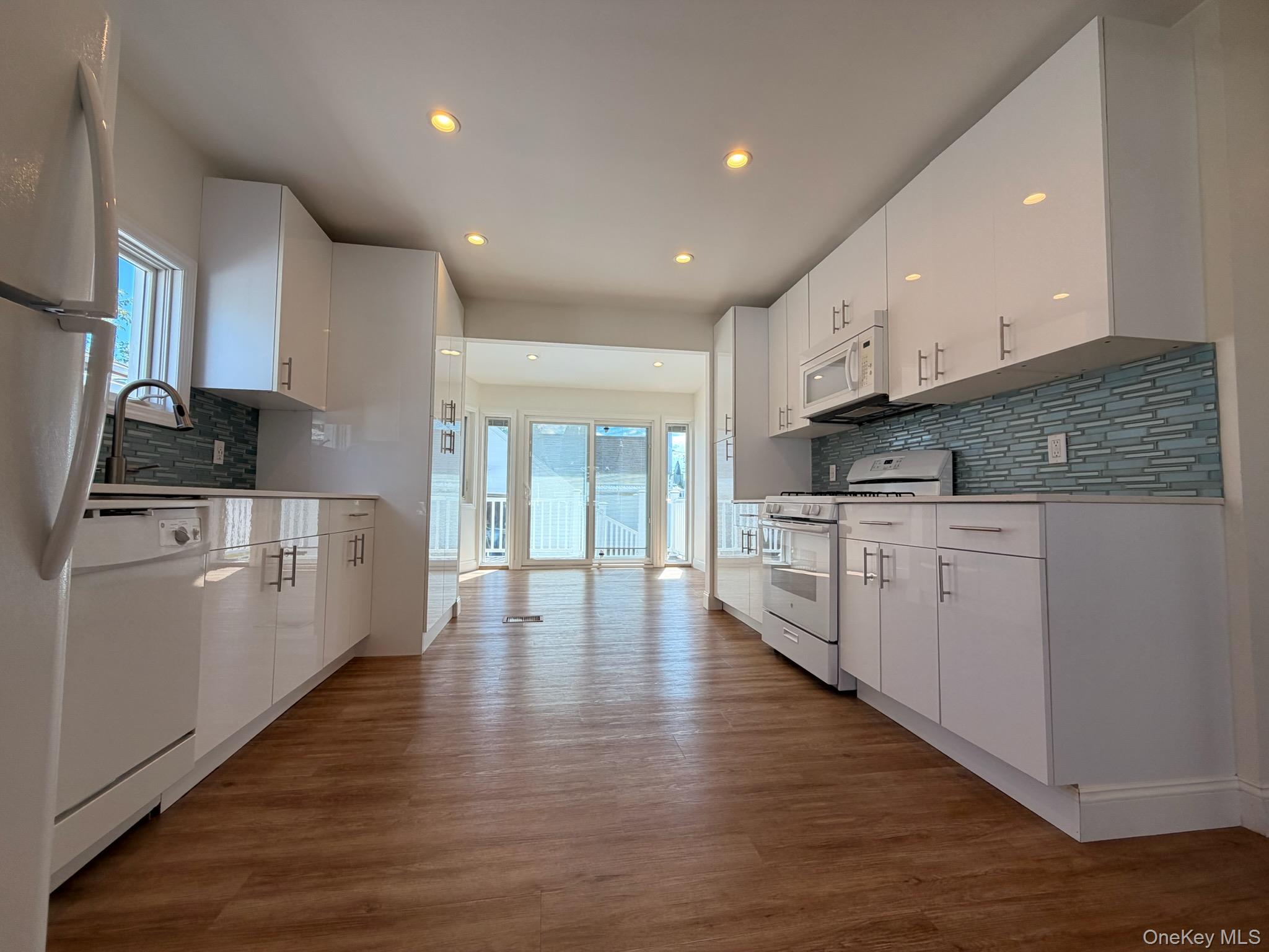 8 Michel Avenue – For Rent photo 31