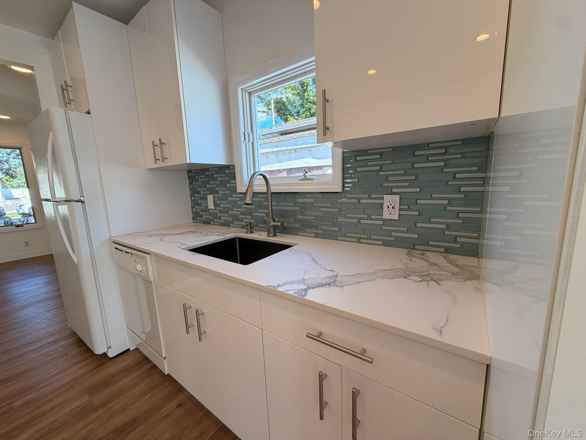 8 Michel Avenue – For Rent