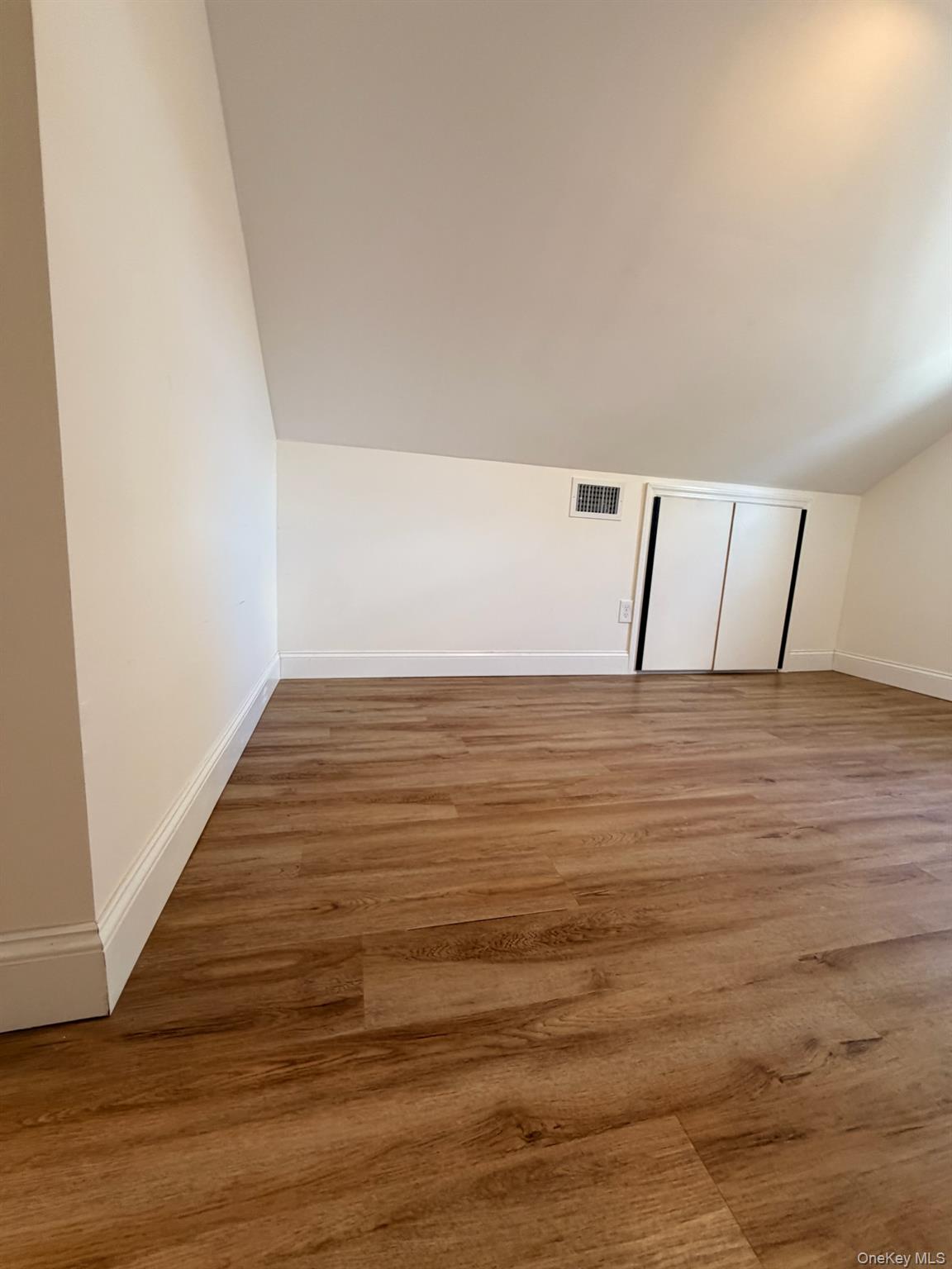 8 Michel Avenue – For Rent photo 42