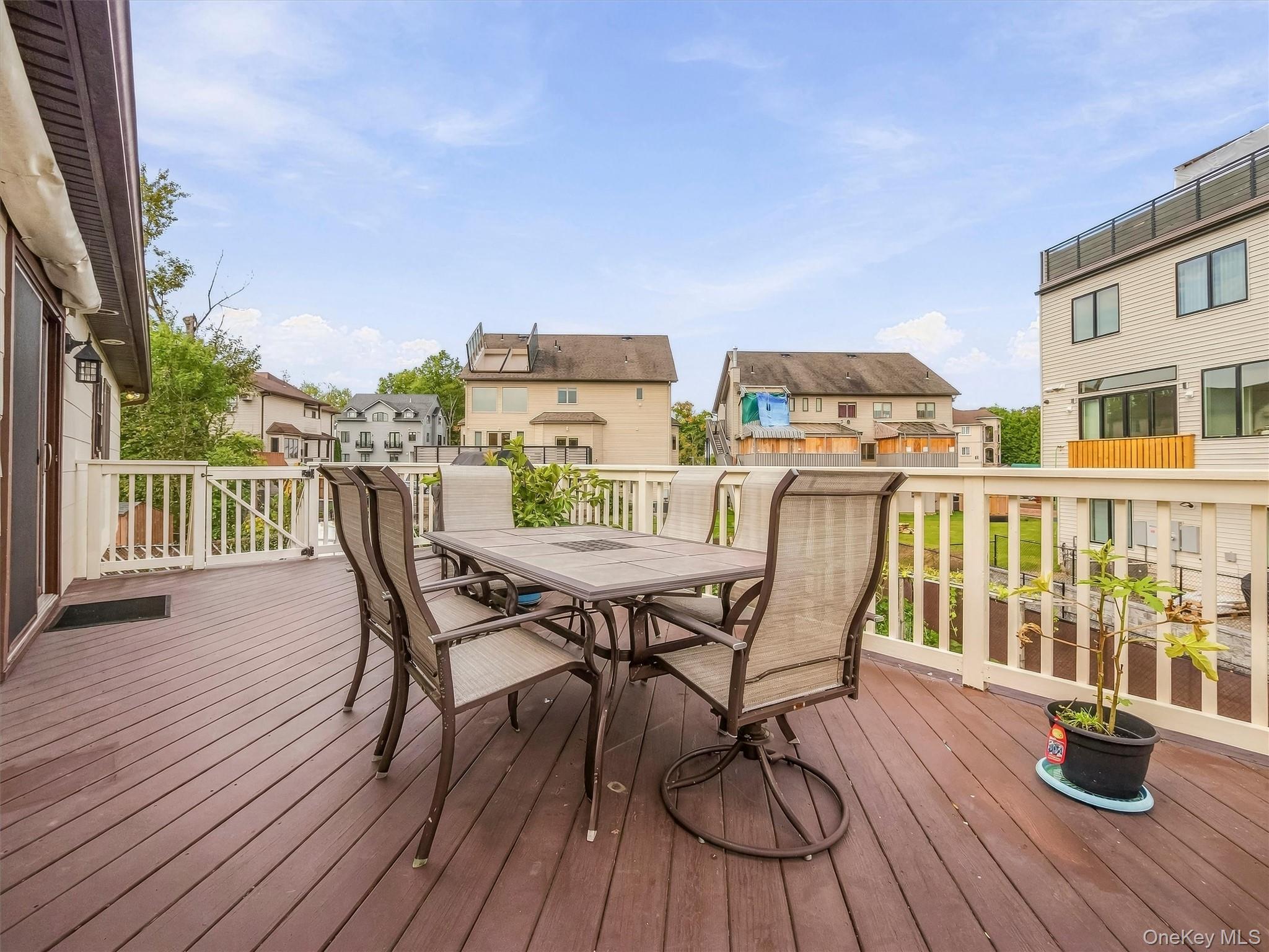 8 Carl Court – For Sale photo 29
