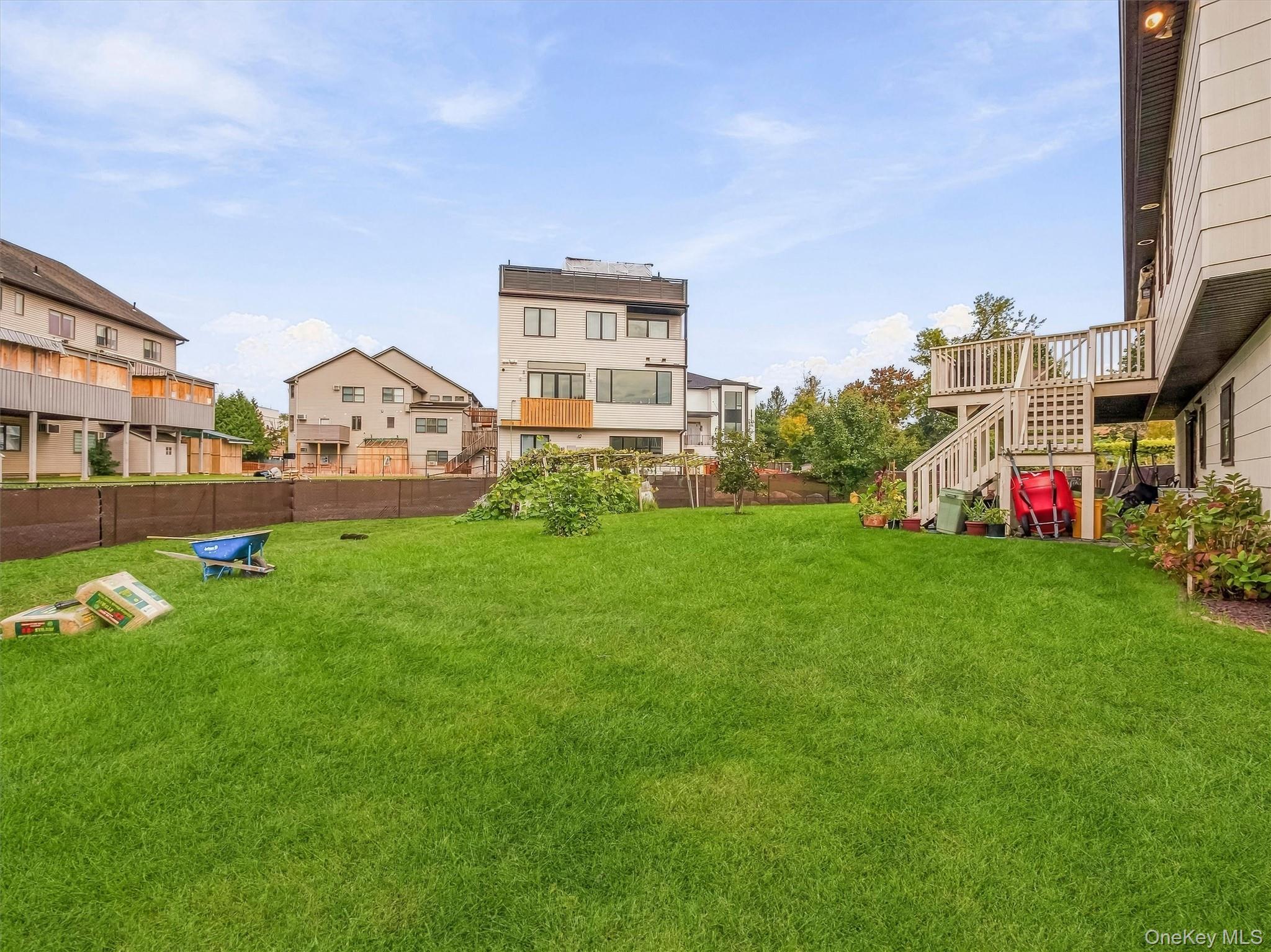 8 Carl Court – For Sale photo 31